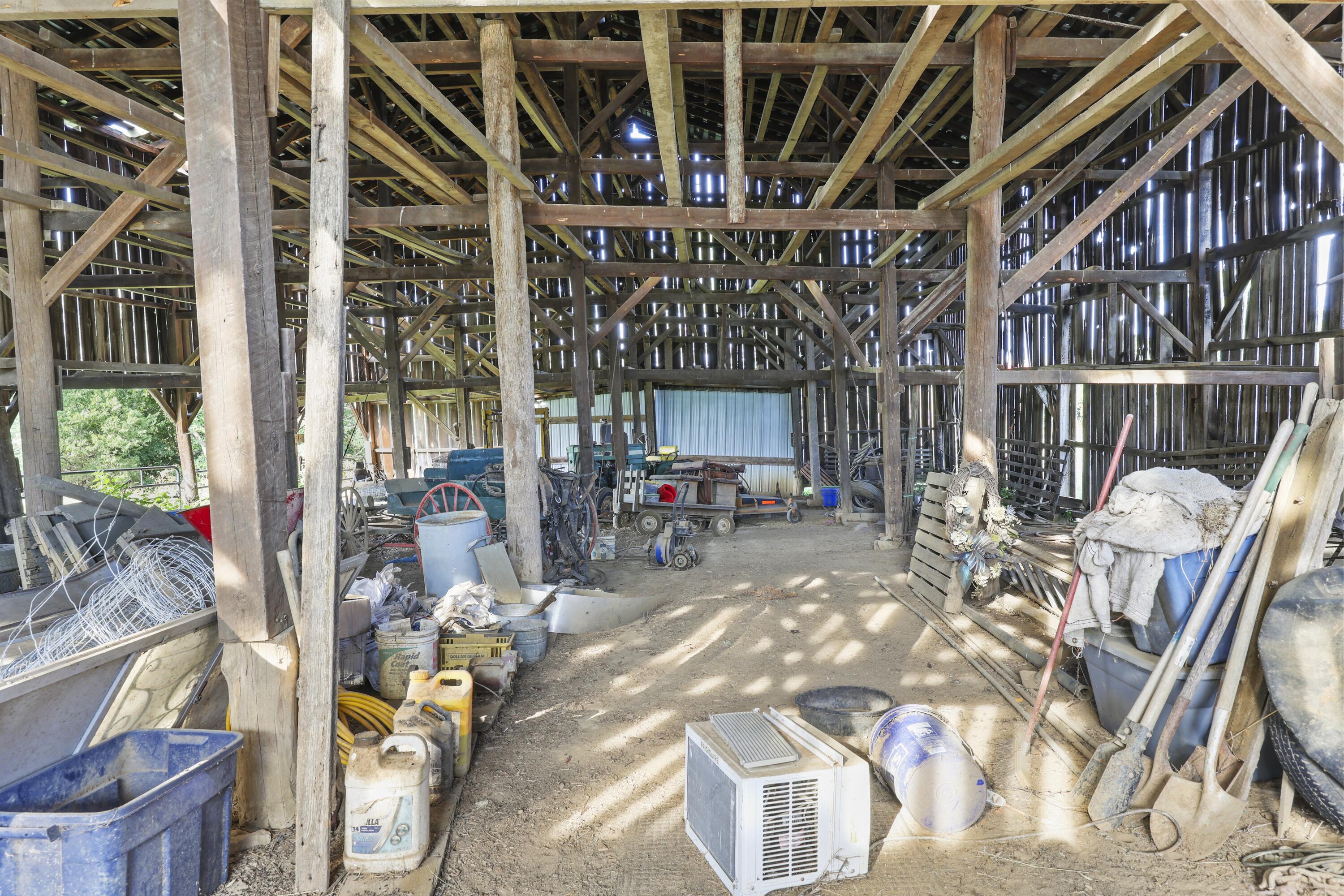 543 Silas Road Property Photo 4