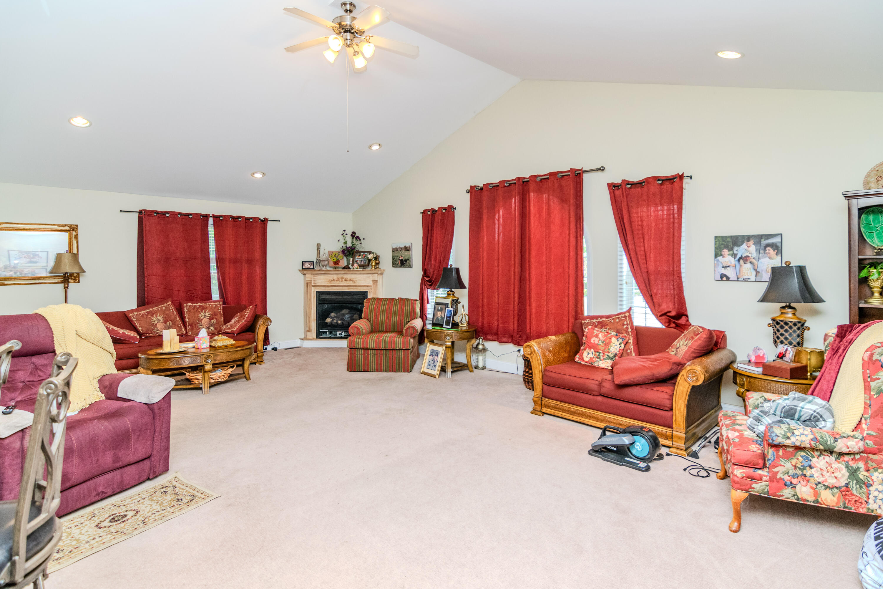 526 General Cruft Drive Property Photo 2