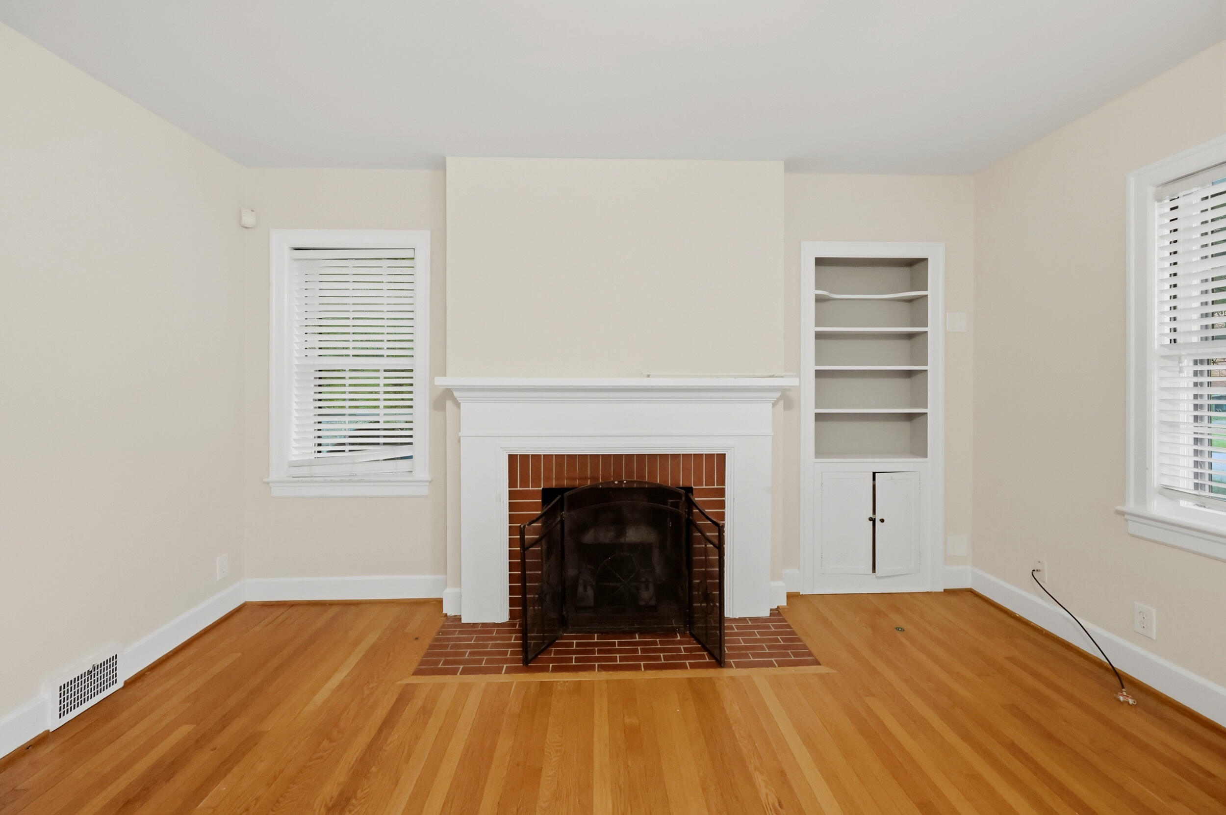 129 Barberry Lane Property Photo 8