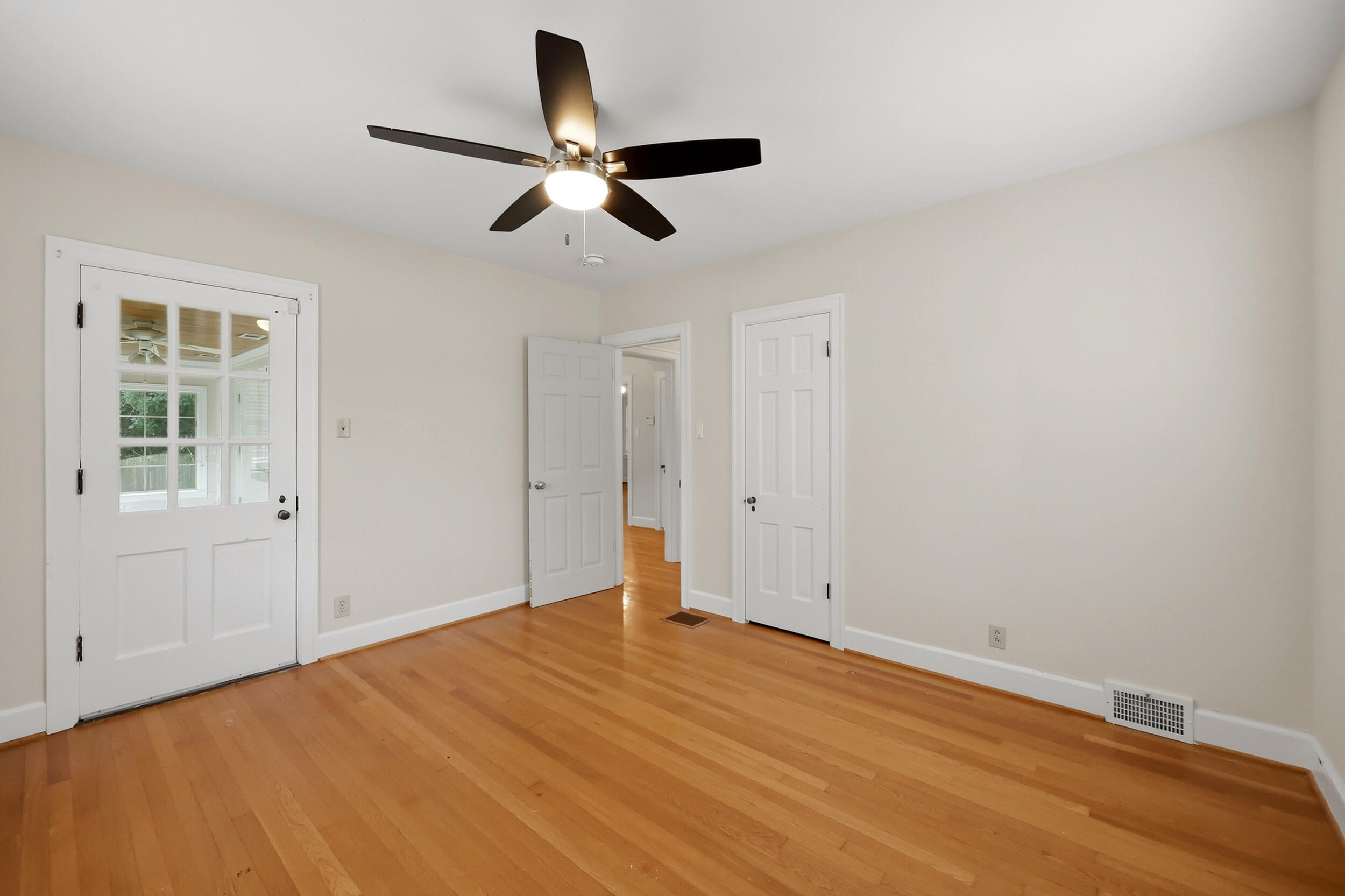 129 Barberry Lane Property Photo 14