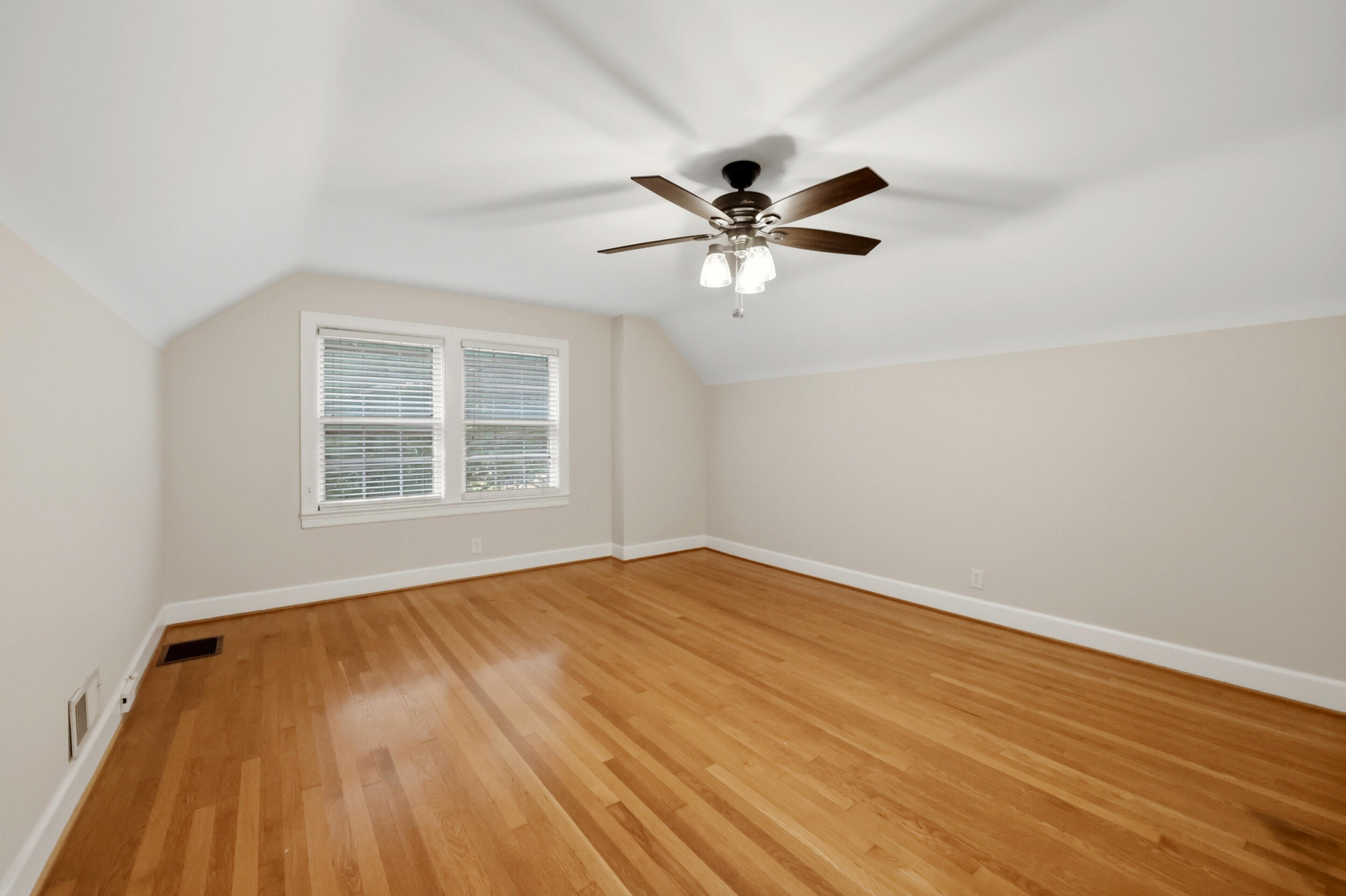 129 Barberry Lane Property Photo 27