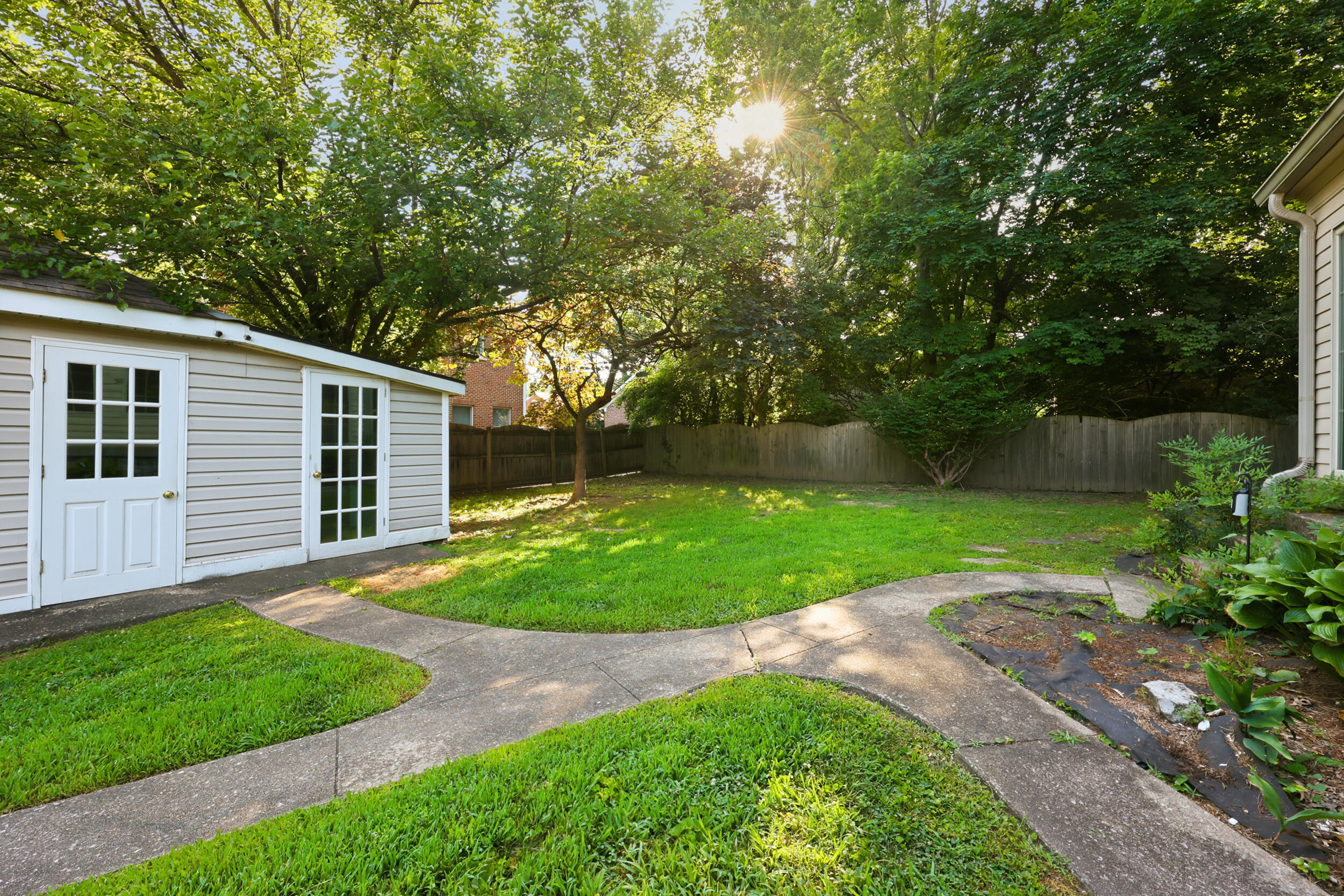 129 Barberry Lane Property Photo 41