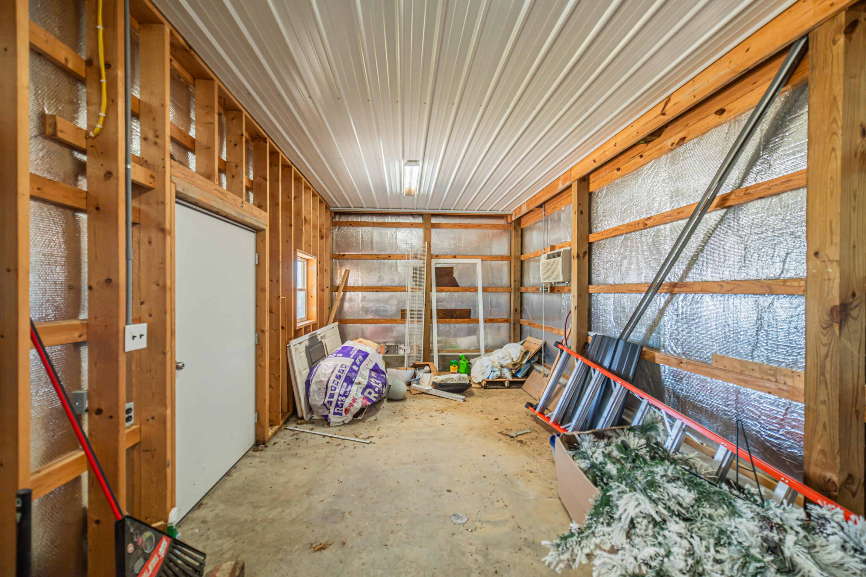 71 Commerce Drive Property Photo 47