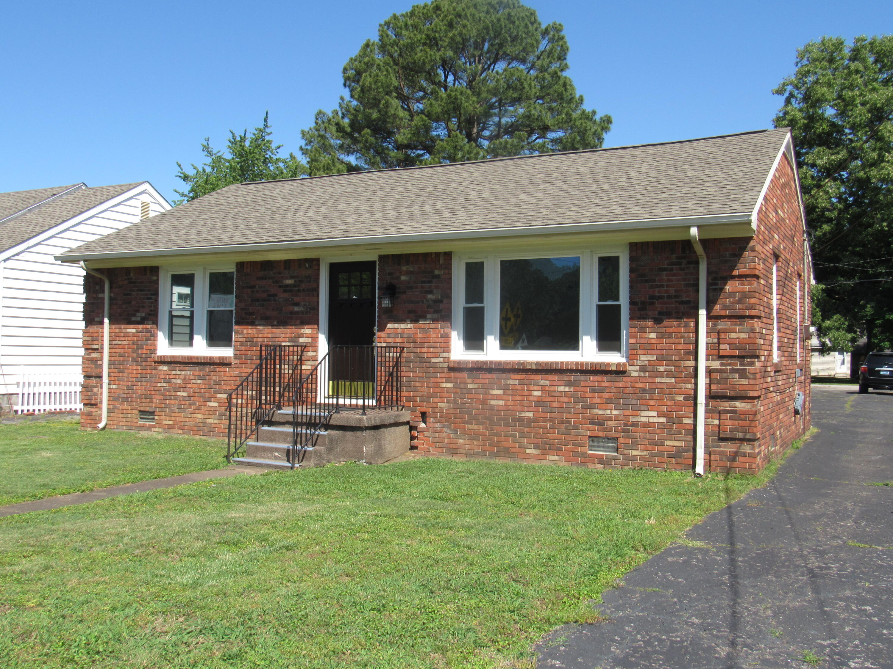 2607 Jackson Street Property Photo 1