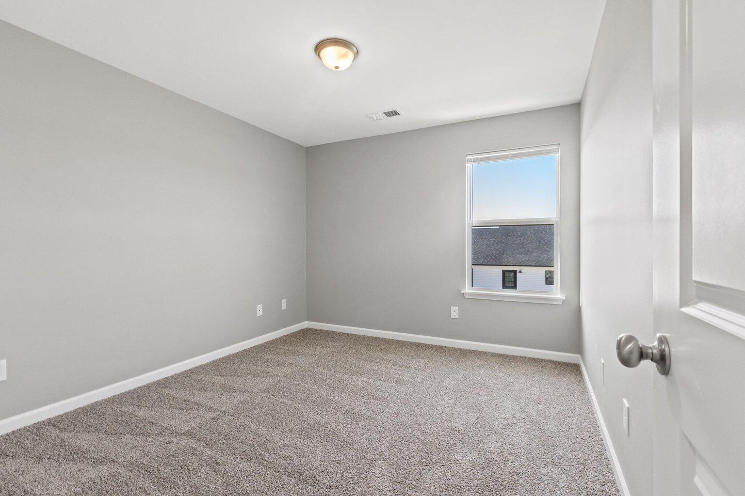 6080 Arbor Wds Way Property Photo 14