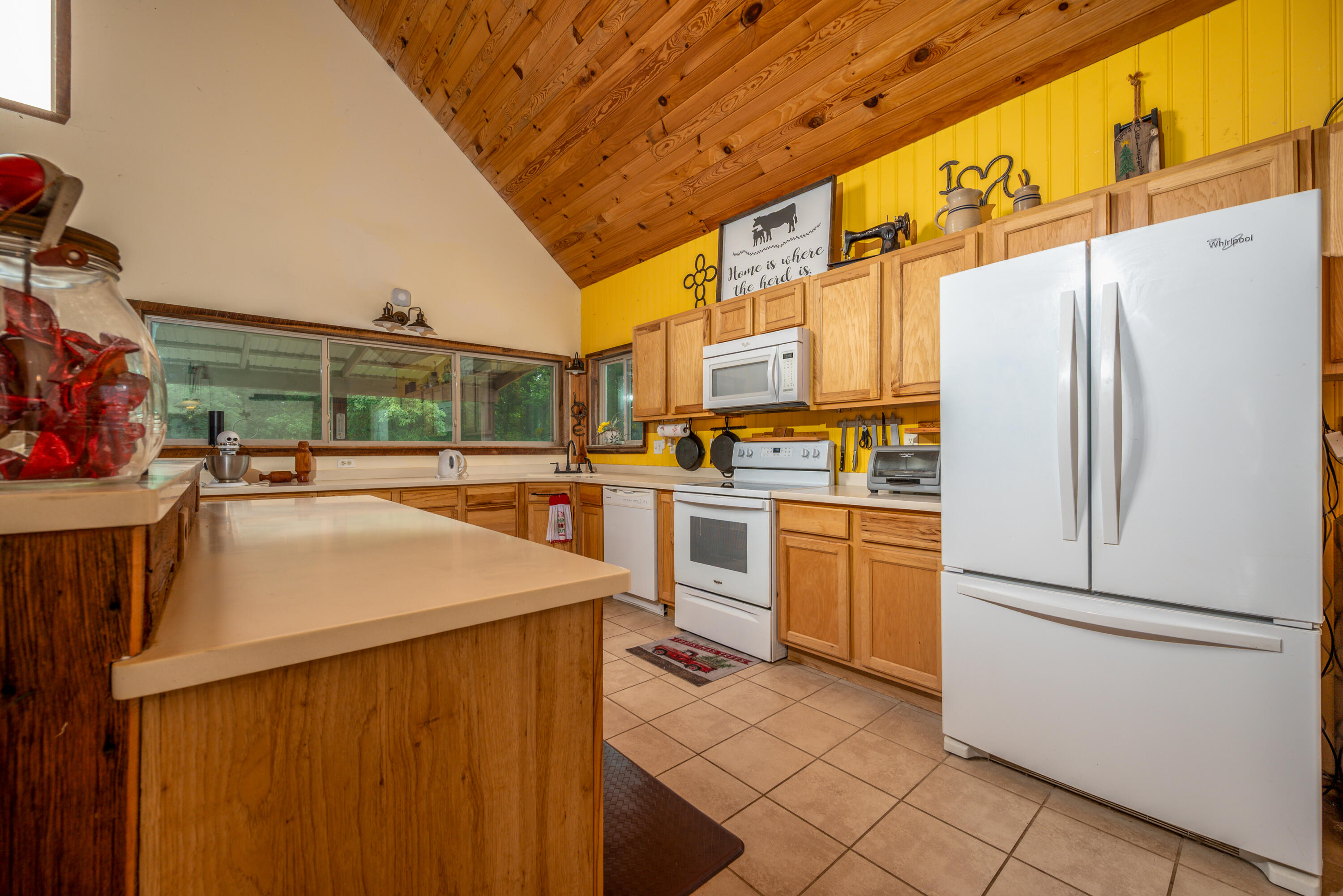 575 Ellington Loop Road Property Photo 17