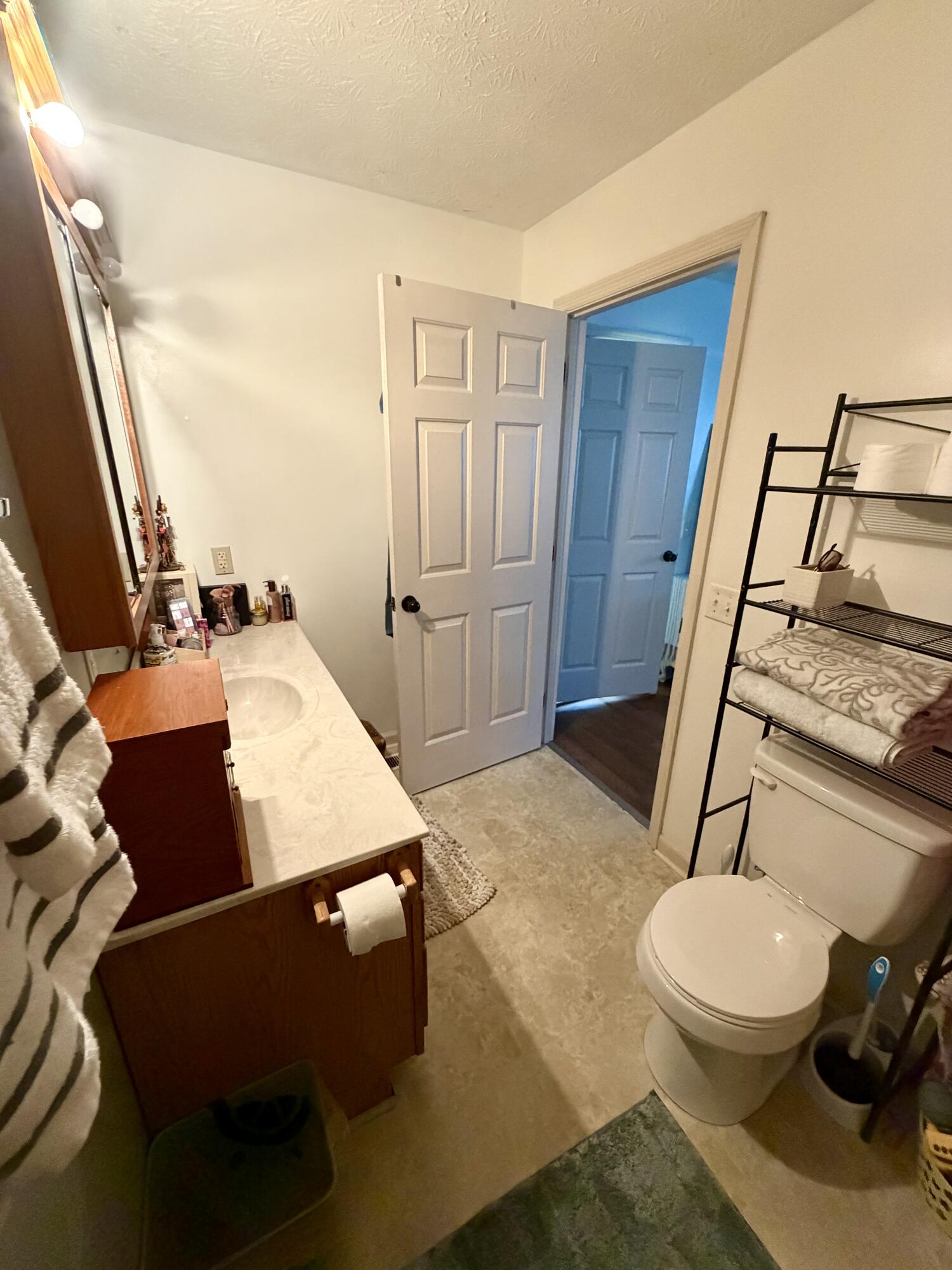 55 Mitchell Lane Property Photo 10