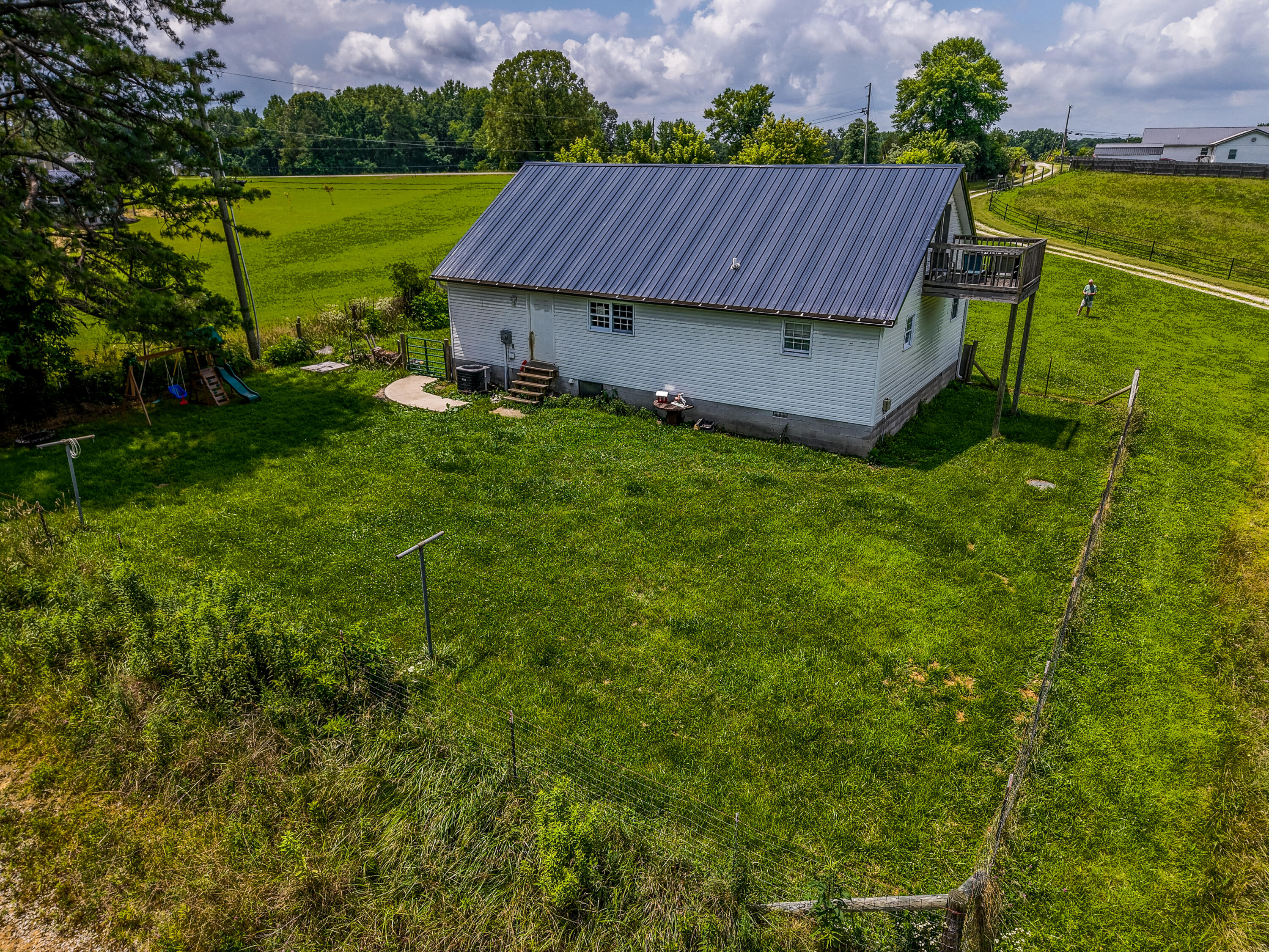 55 Mitchell Lane Property Photo 32