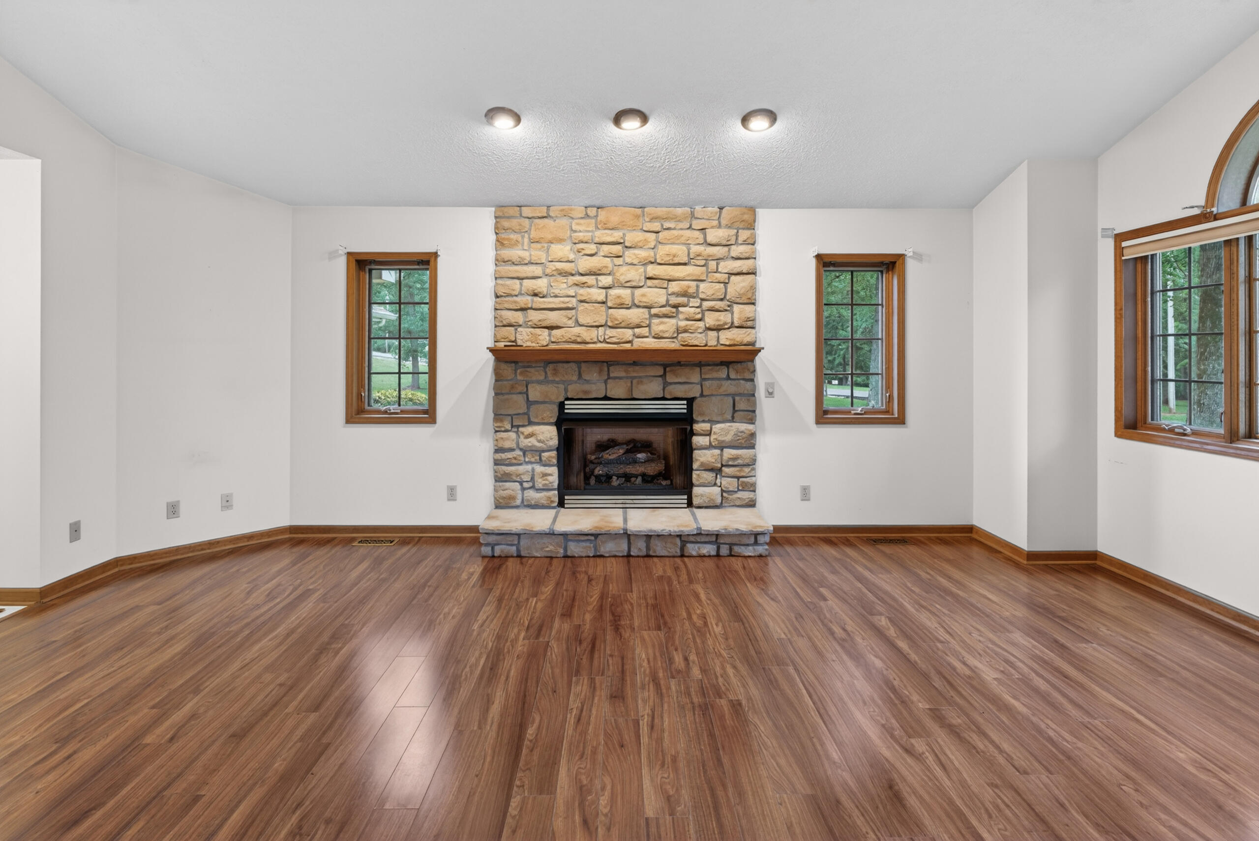 85 Boone Drive Property Photo 10