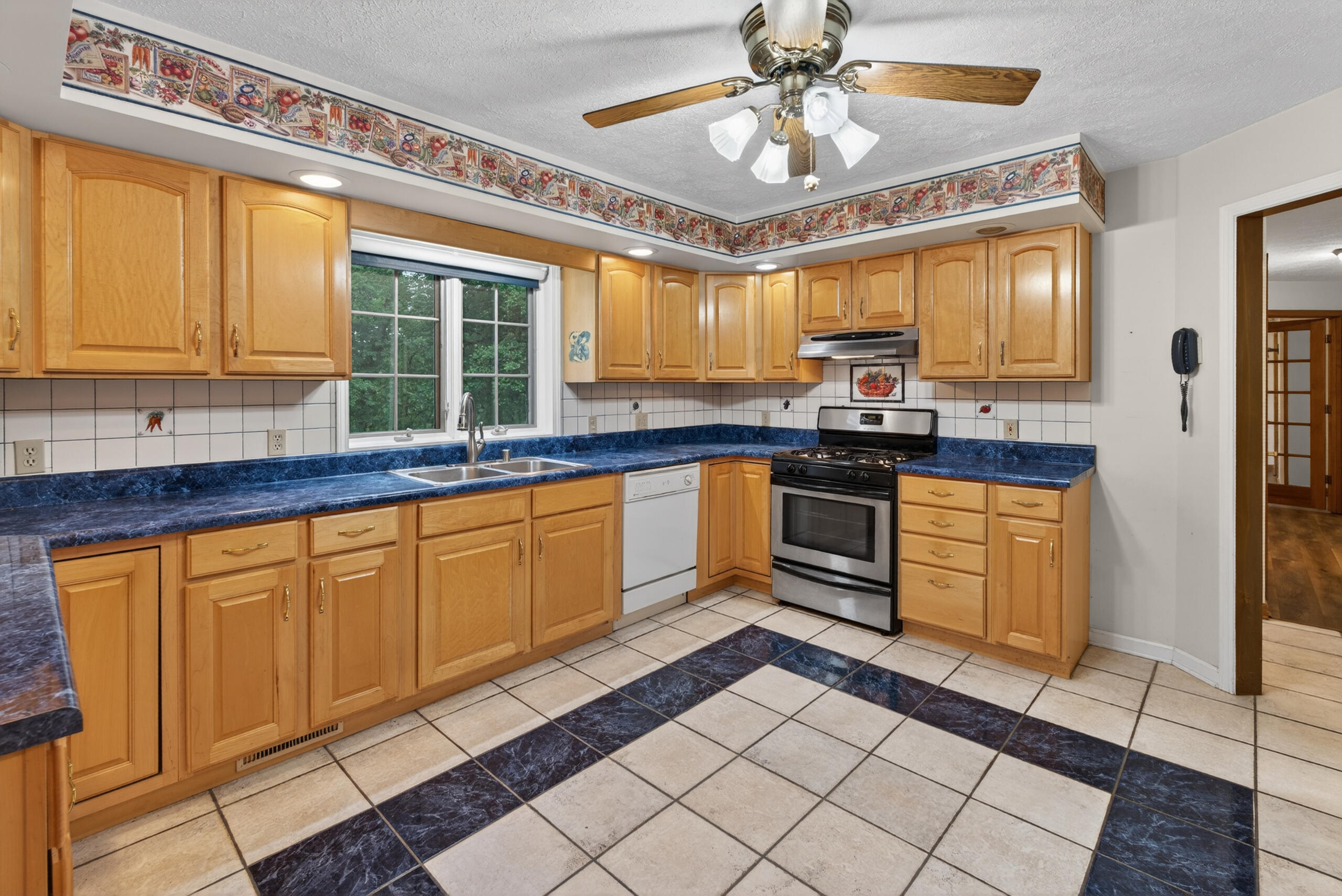 85 Boone Drive Property Photo 16