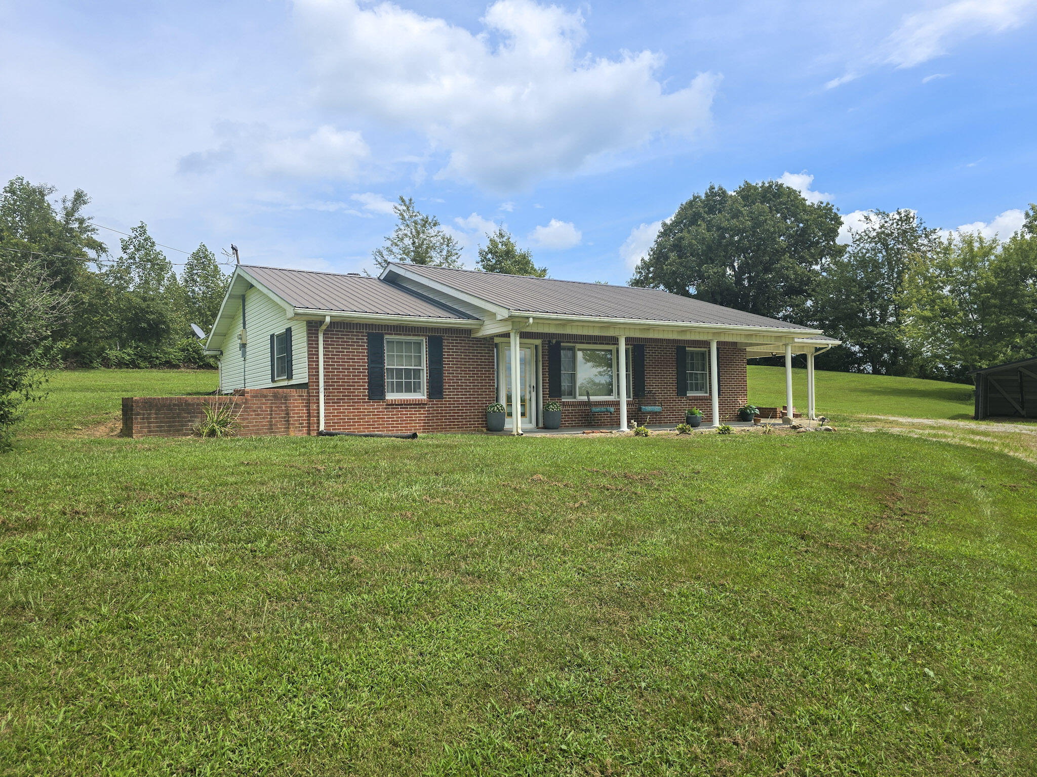 3065 Oak Hill Road Property Photo 7