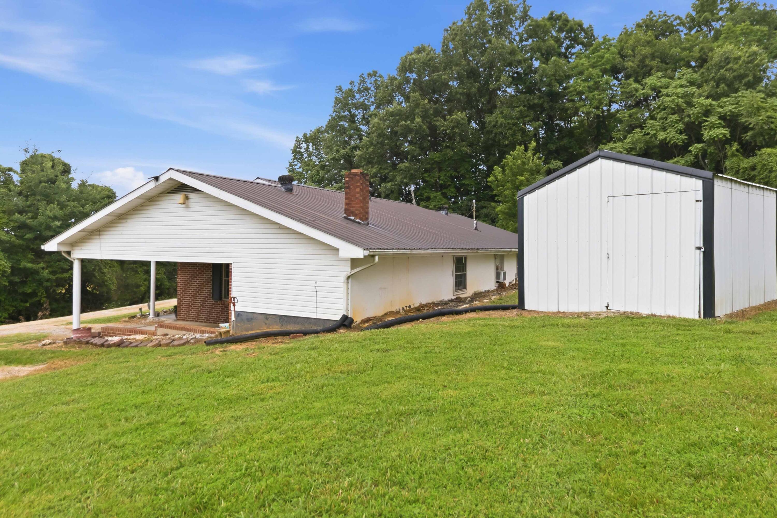 3065 Oak Hill Road Property Photo 9