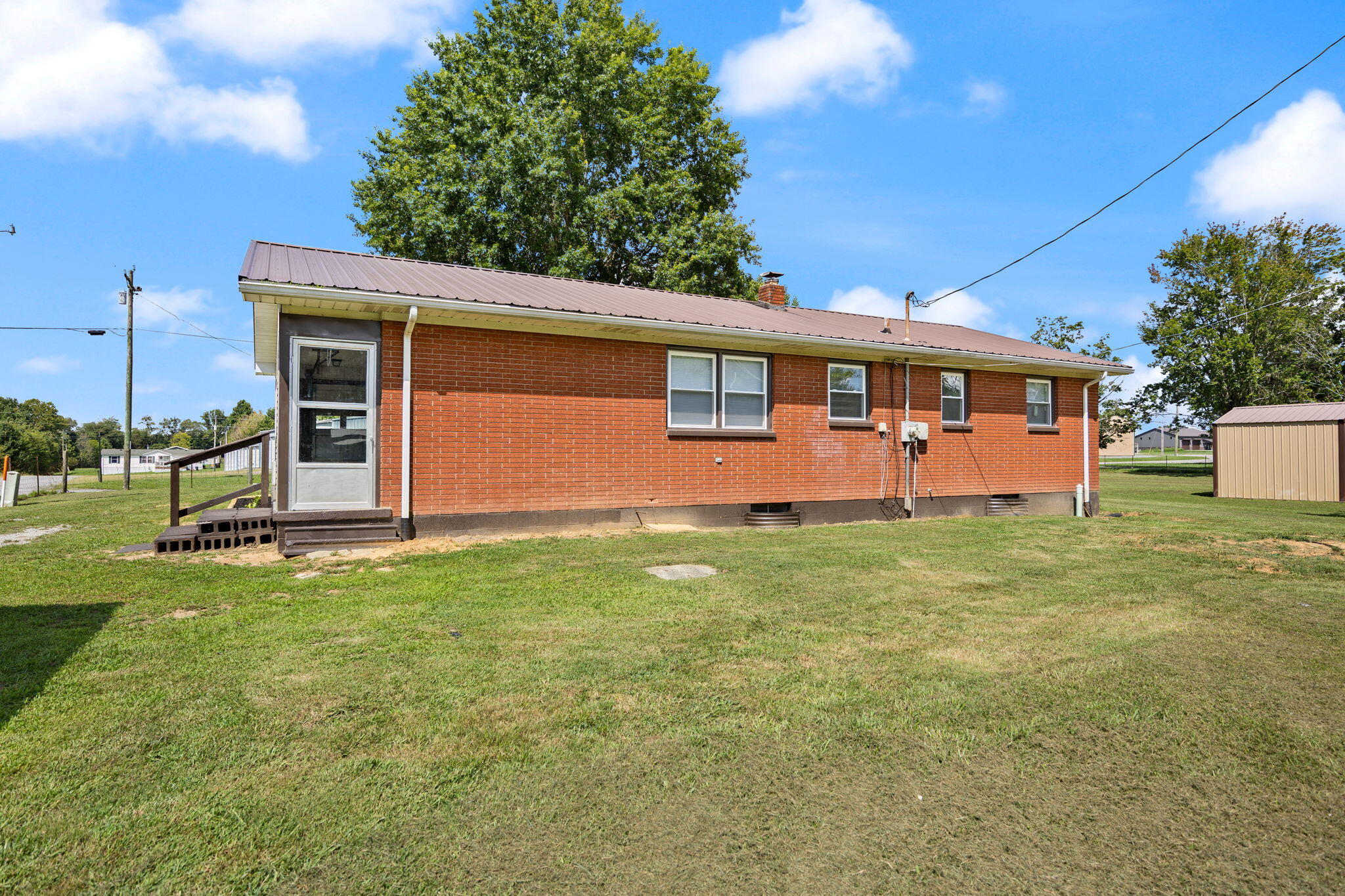 660 Highway 1383 Property Photo 32