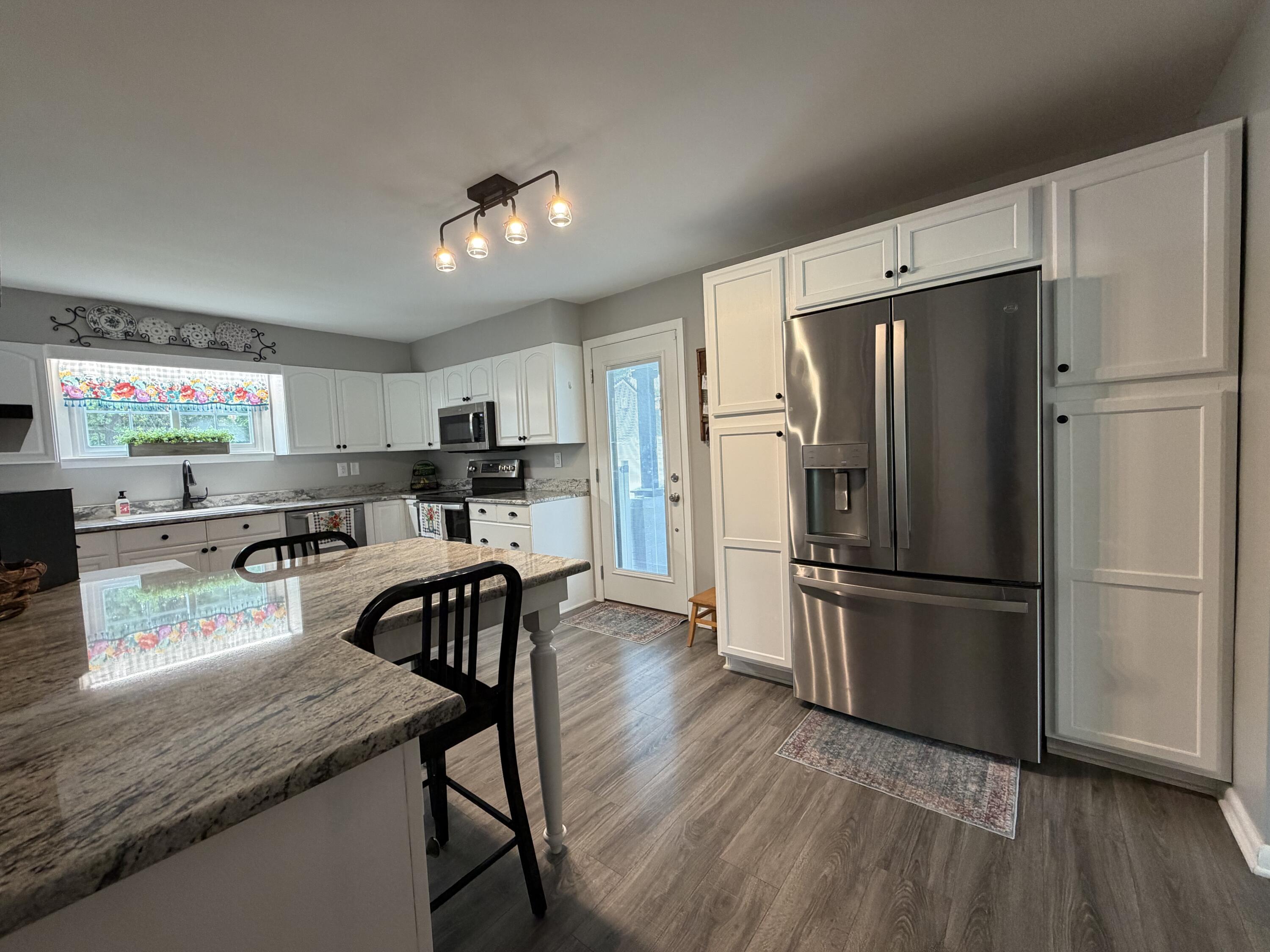 15 Moundale Avenue Property Photo 15