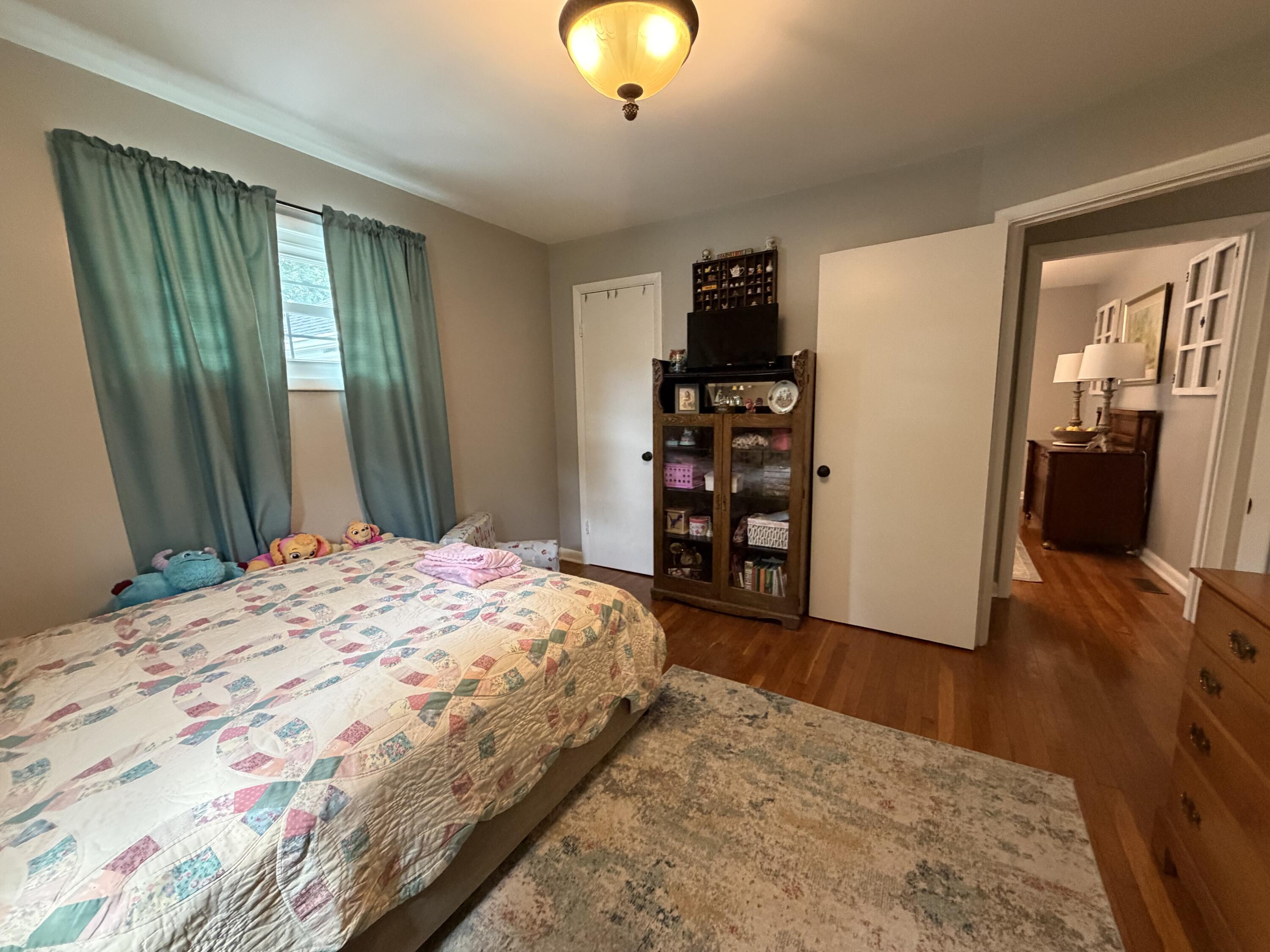 15 Moundale Avenue Property Photo 37