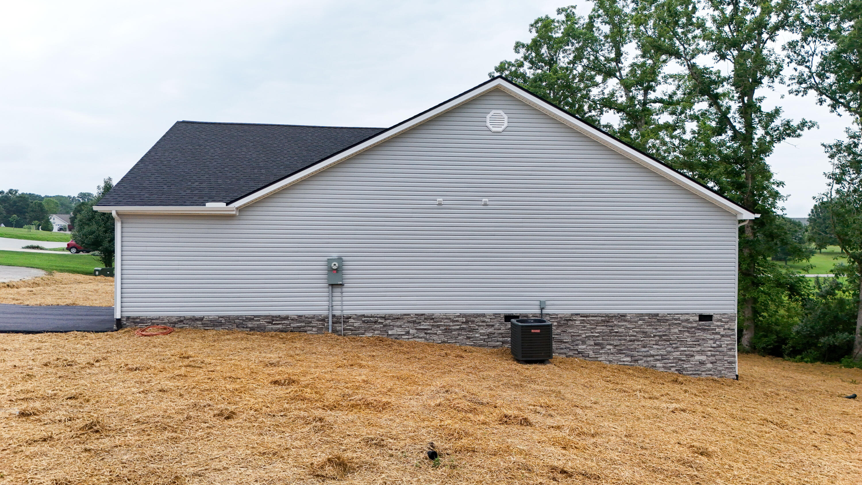 132 Sterlyn Drive Property Photo 3