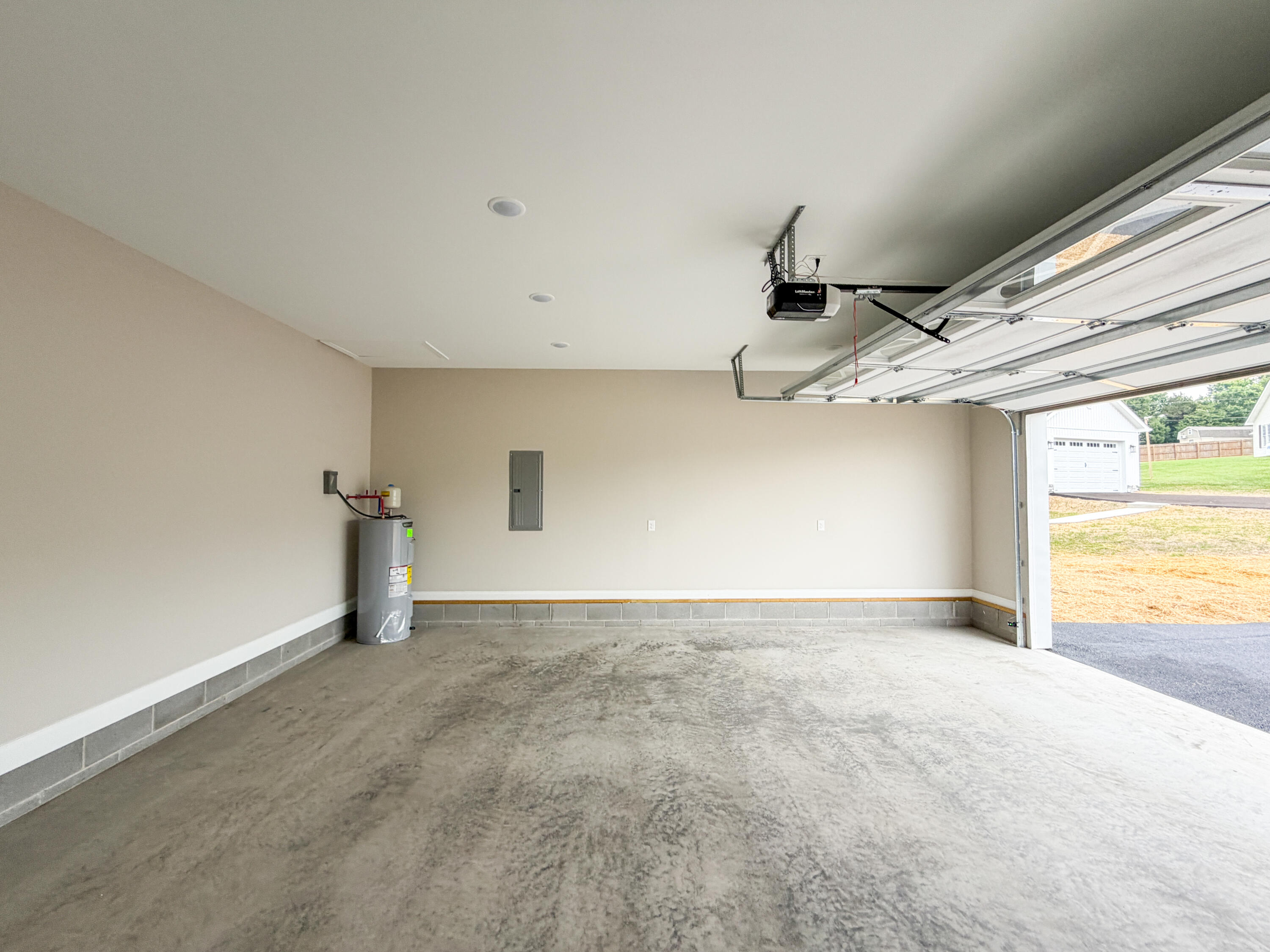 132 Sterlyn Drive Property Photo 40