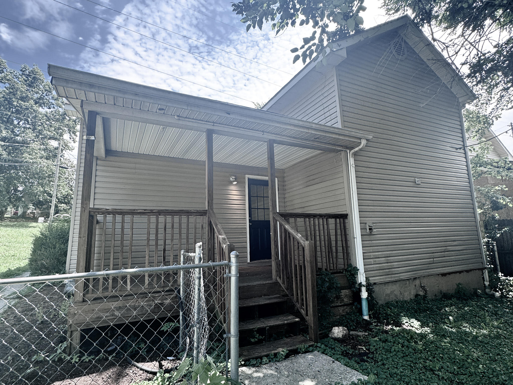 118 Langdon Street Property Photo 2