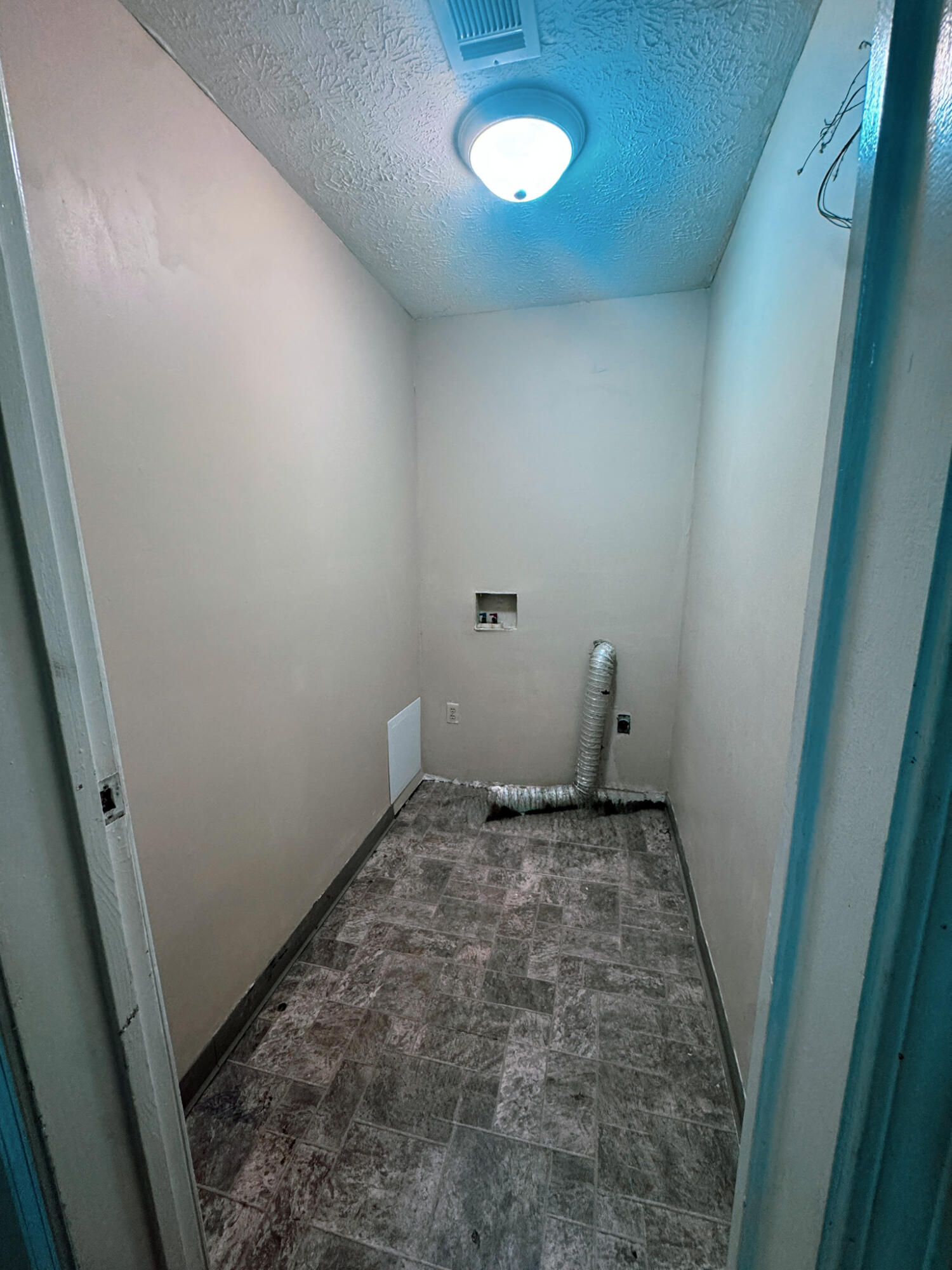 118 Langdon Street Property Photo 8
