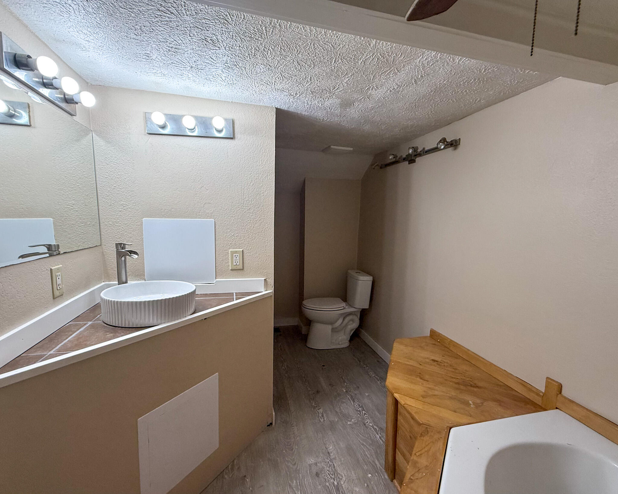 118 Langdon Street Property Photo 12