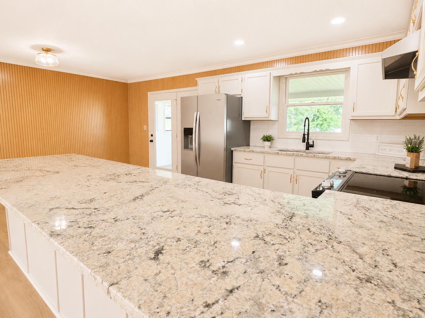 70 Dustin Lane Property Photo 11