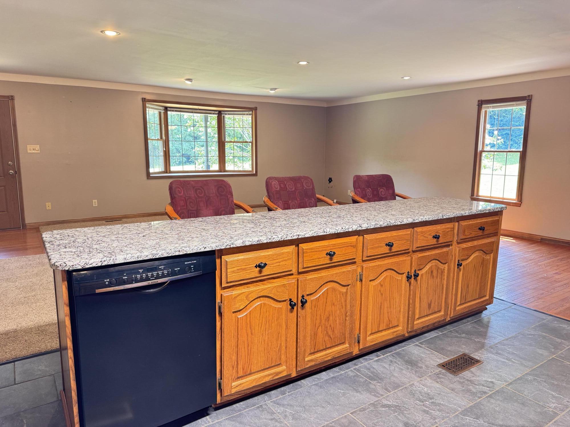 321 Tuggle Road Property Photo 6