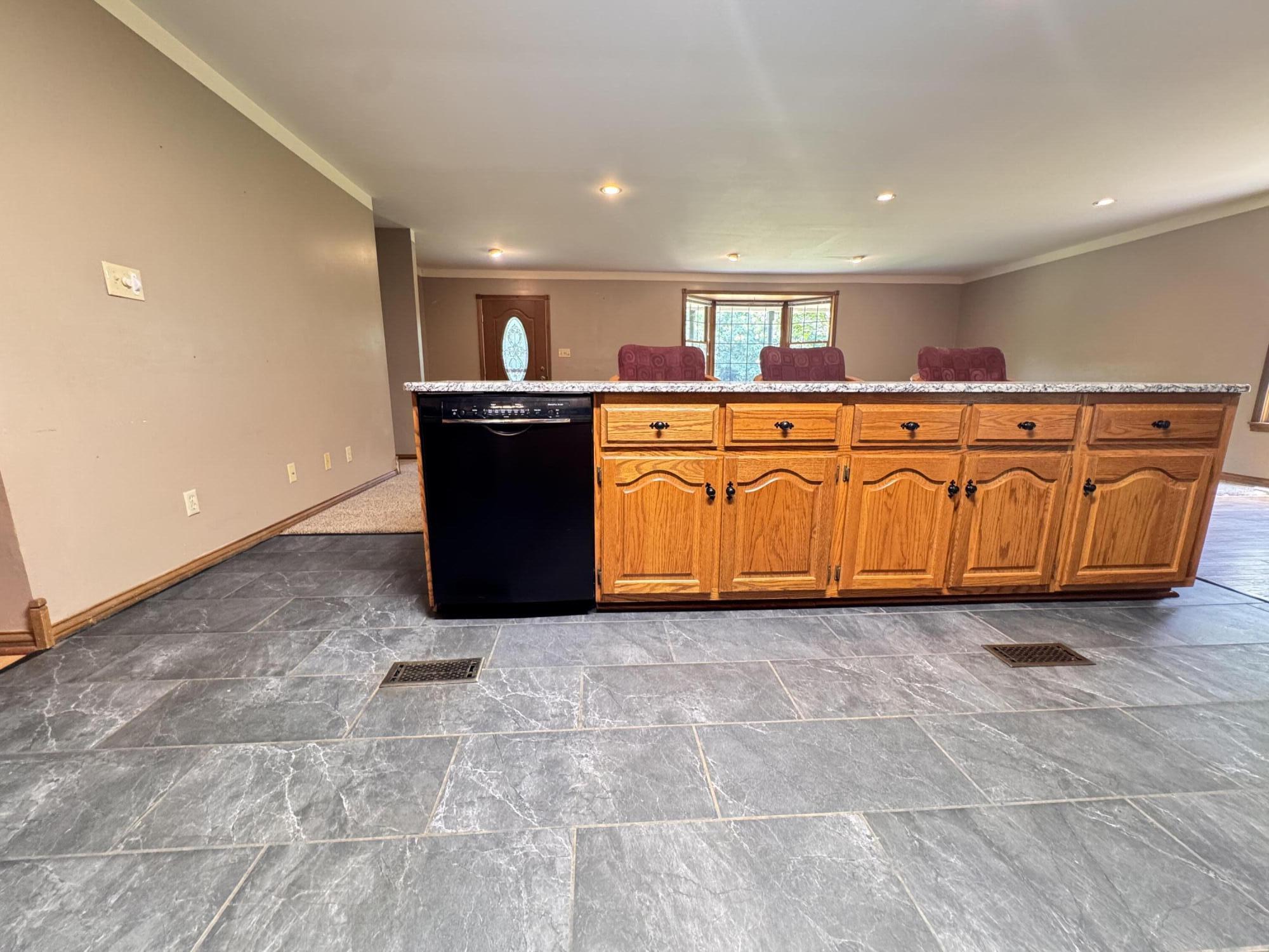 321 Tuggle Road Property Photo 8