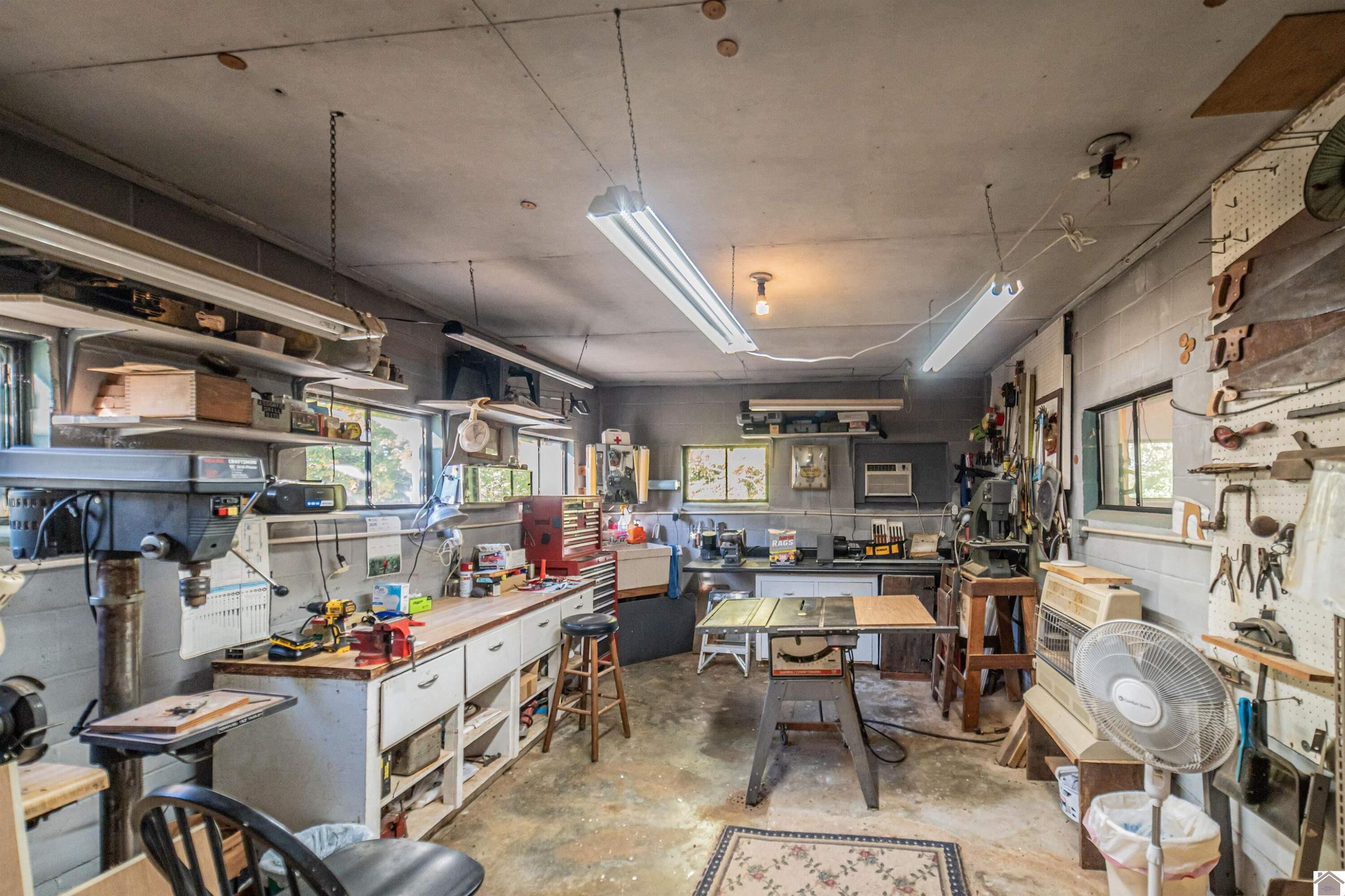 796 State Route 1772 Property Photo 35