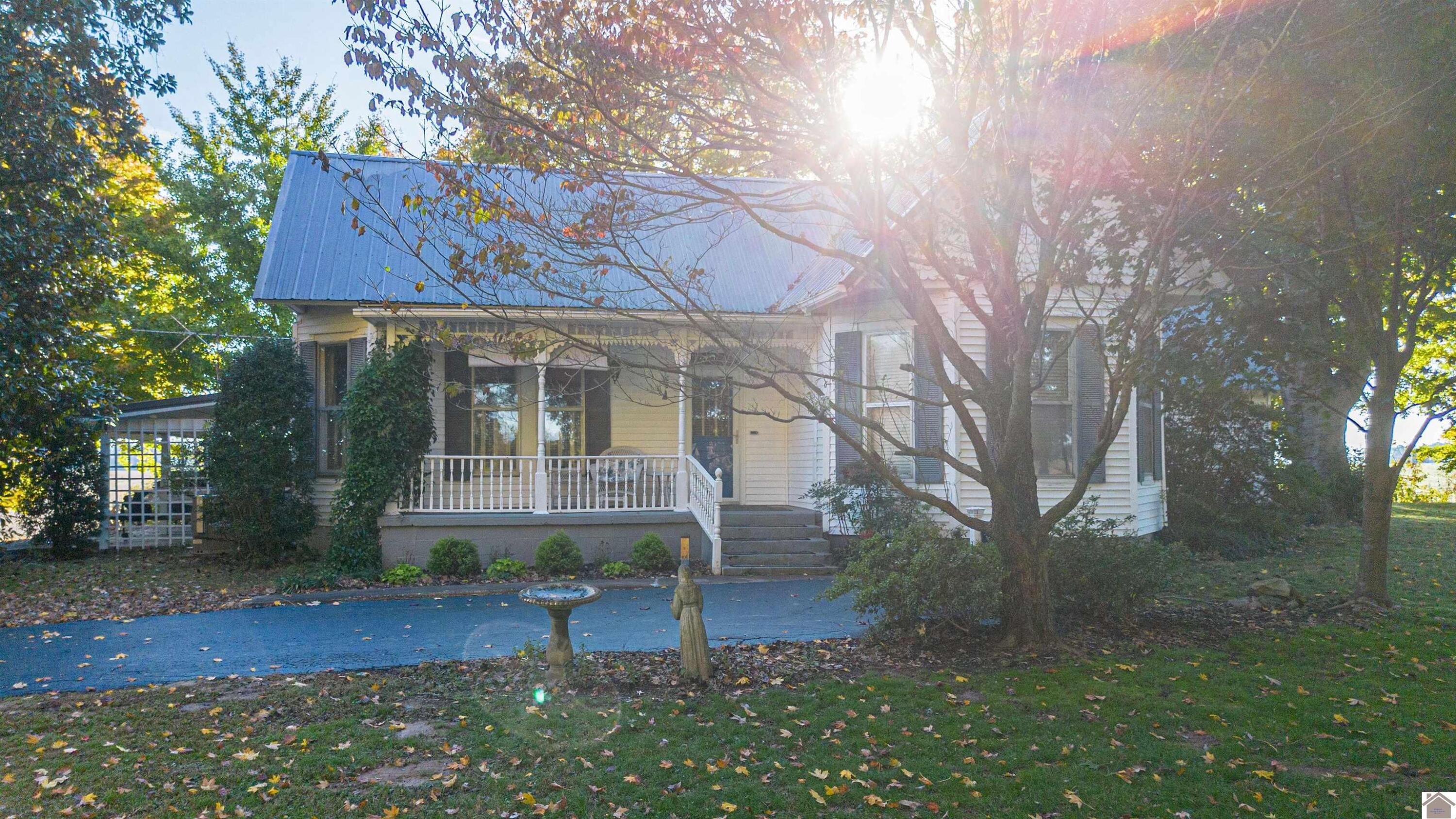 796 State Route 1772 Property Photo 40