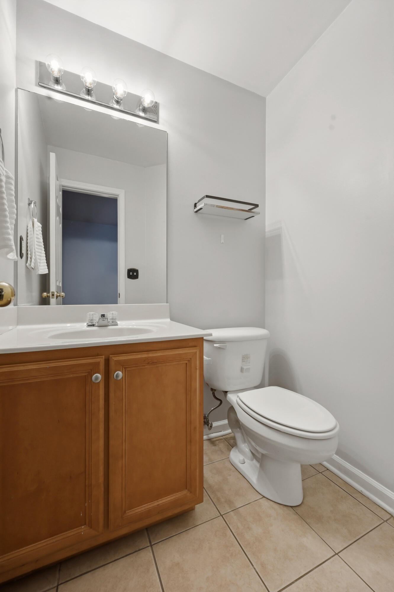 410 John Sutherland Drive Property Photo 6