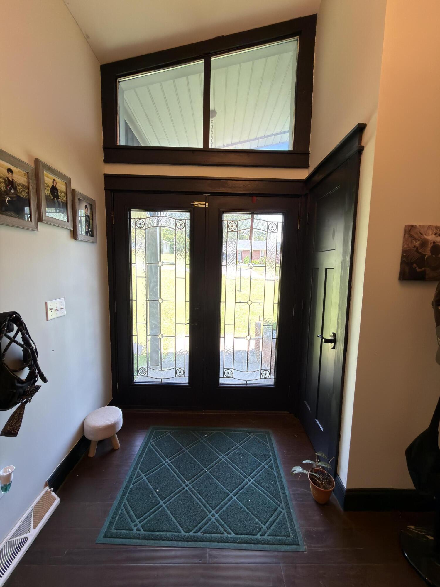 75 Hickory Hill Drive Property Photo 3