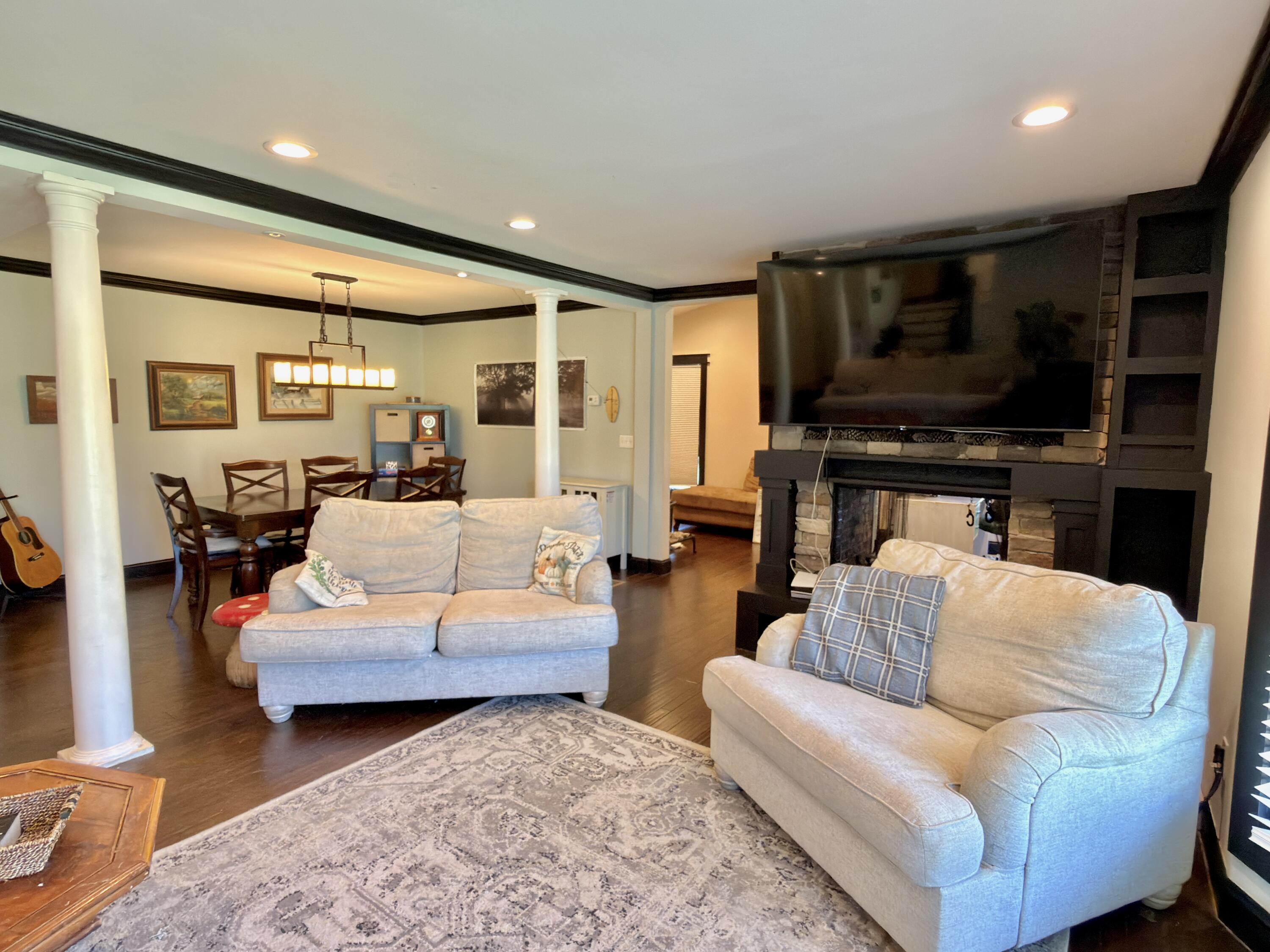 75 Hickory Hill Drive Property Photo 19