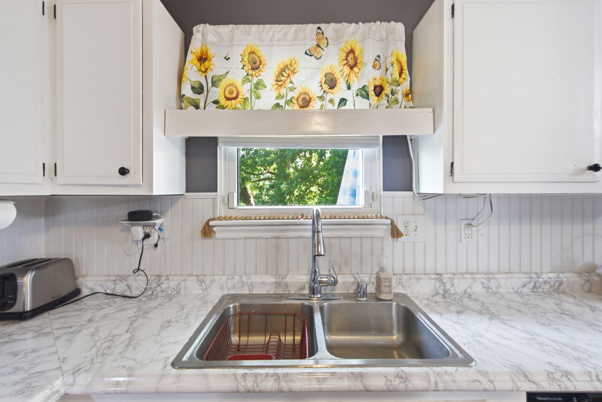 3633 Sundart Drive Property Photo 15