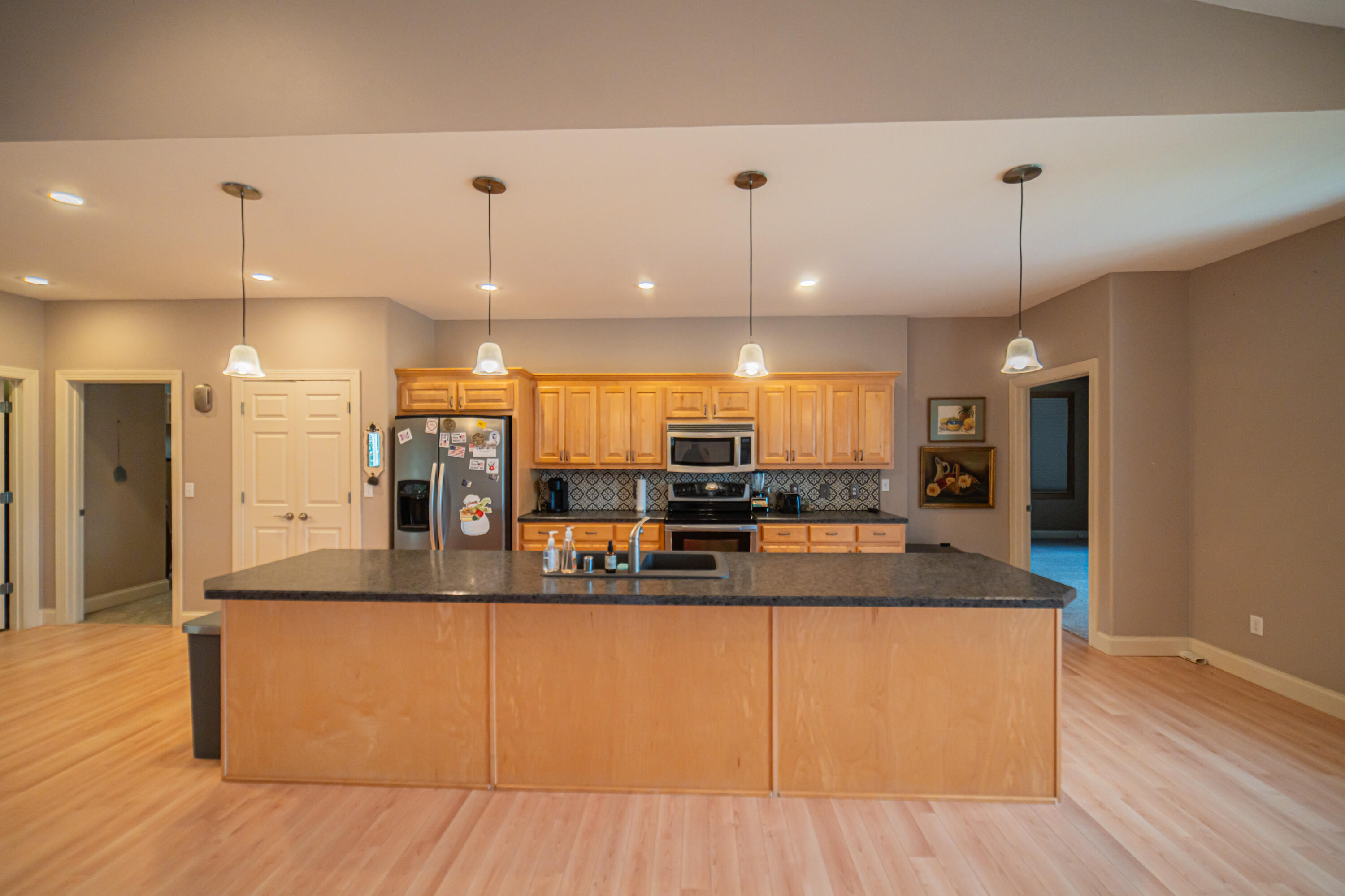 237 Knottingham Drive Property Photo 6
