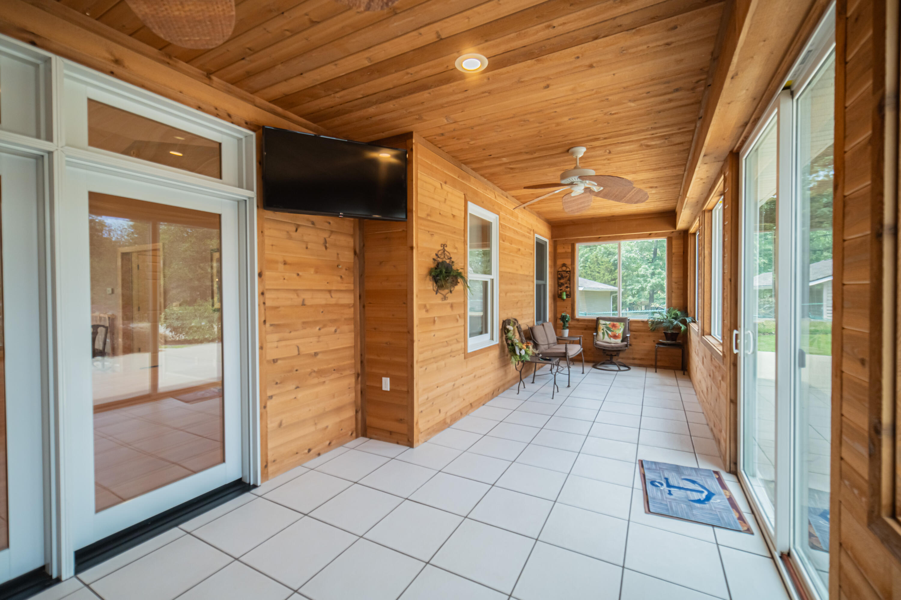 237 Knottingham Drive Property Photo 14