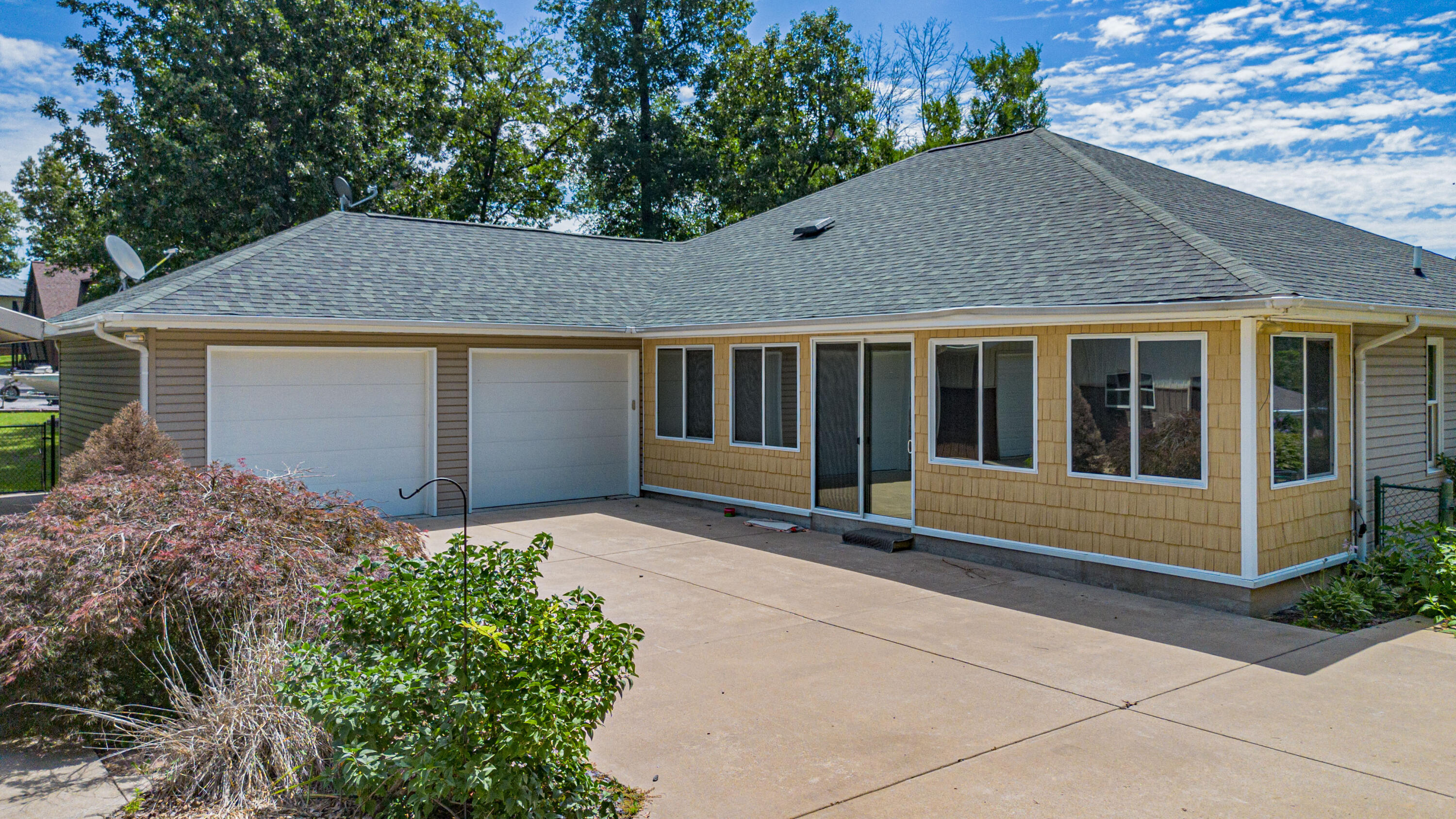 237 Knottingham Drive Property Photo 28