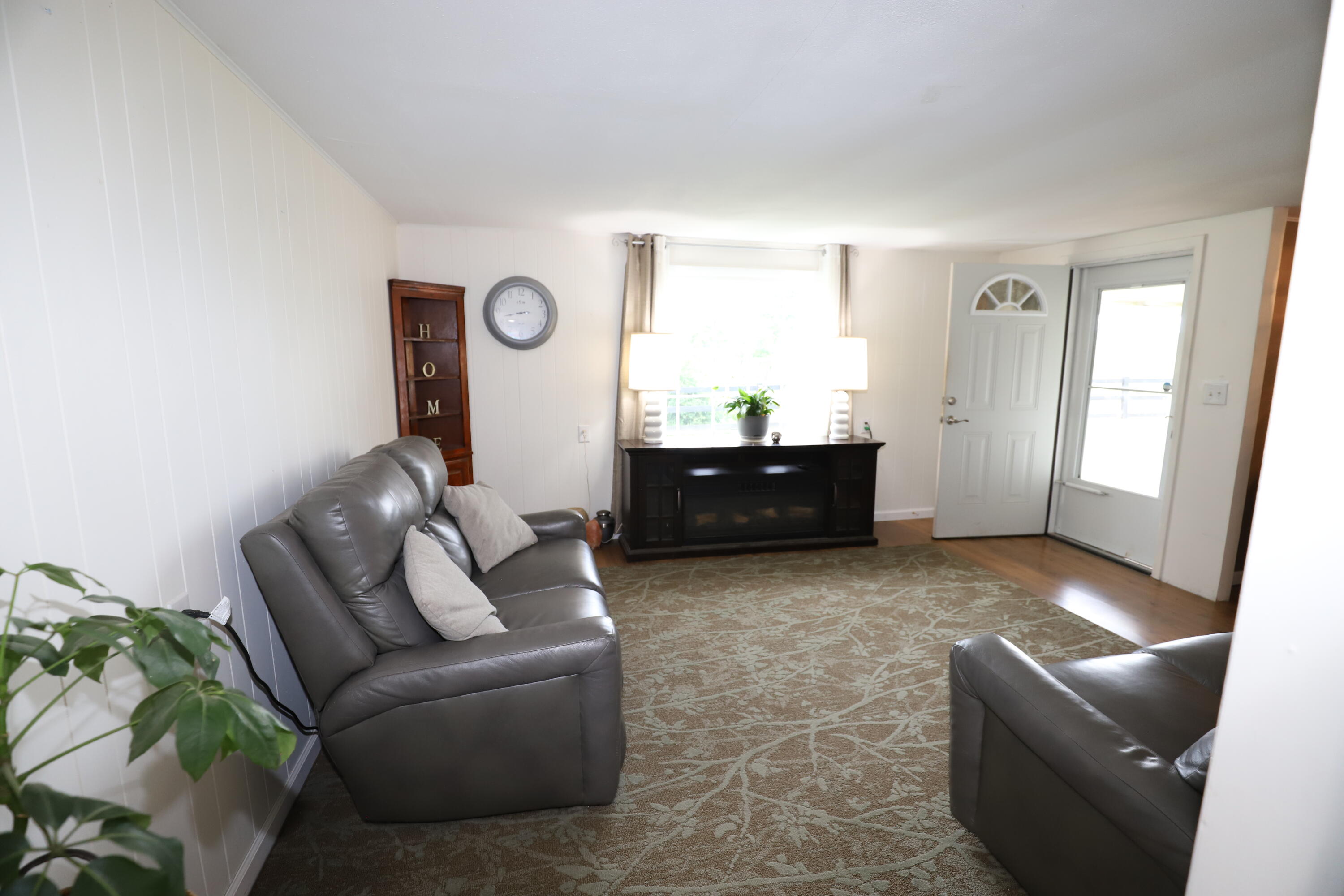 625 Caney Creek Road Property Photo 6