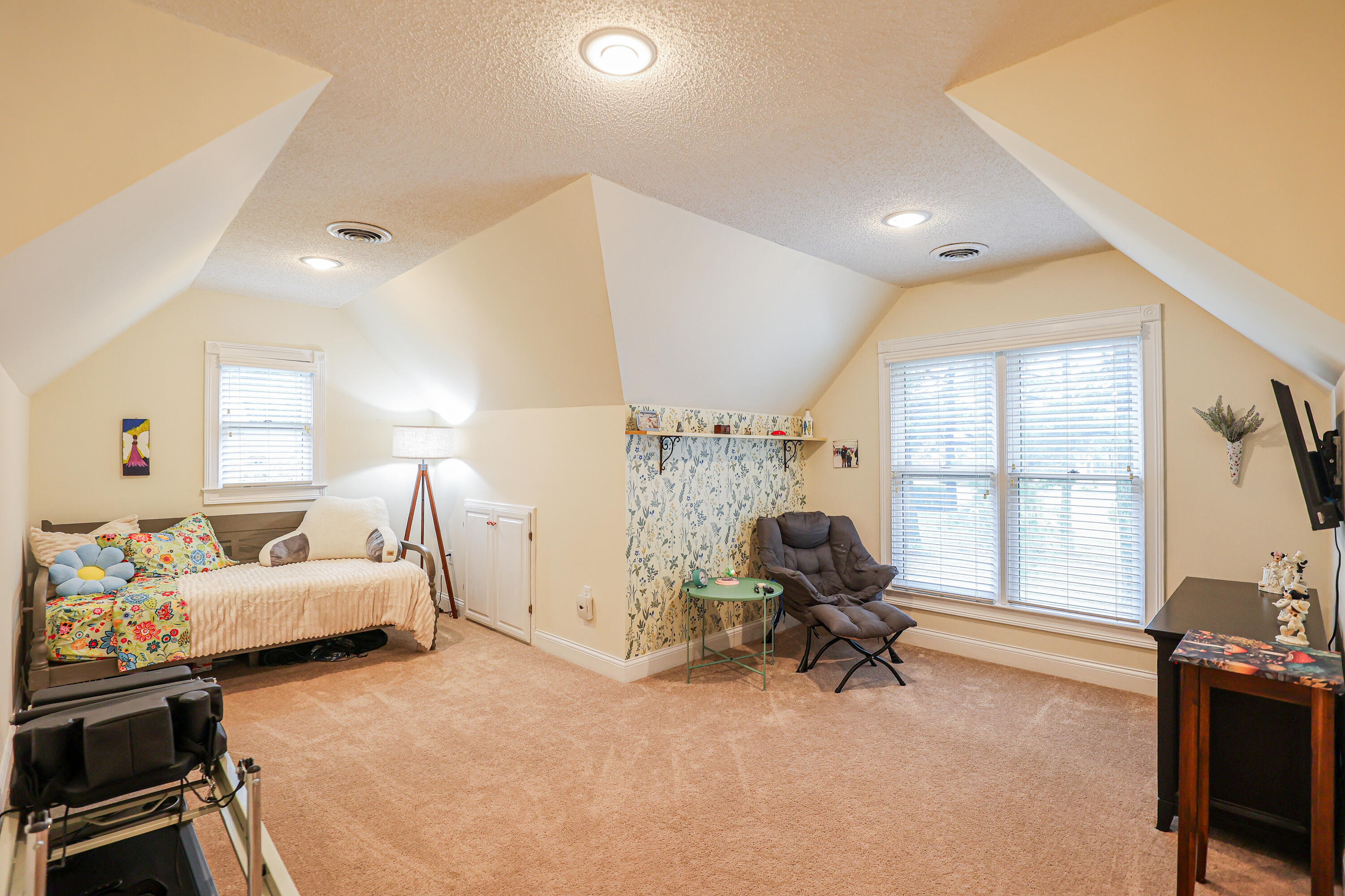 16 Greenwood Place Property Photo 34