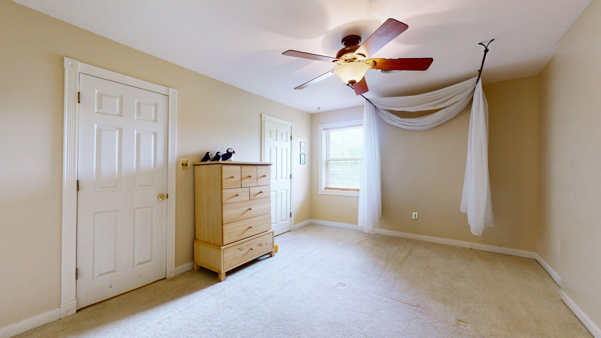 1609 Greenbriar Drive Property Photo 30