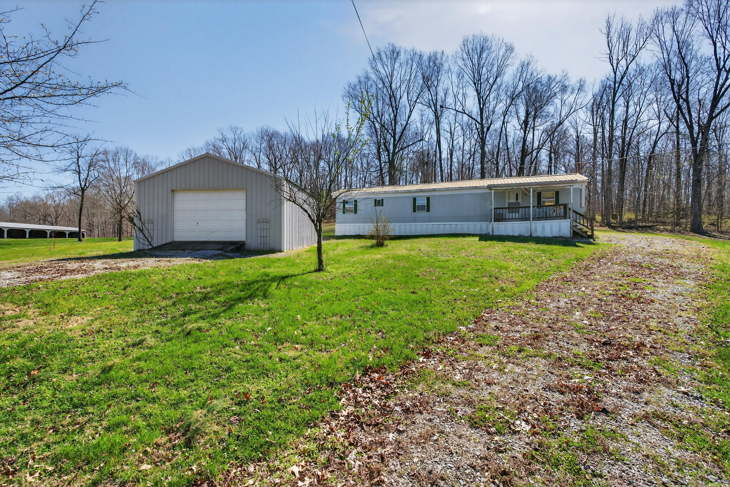 2526 Axel Creek Road Property Photo 5