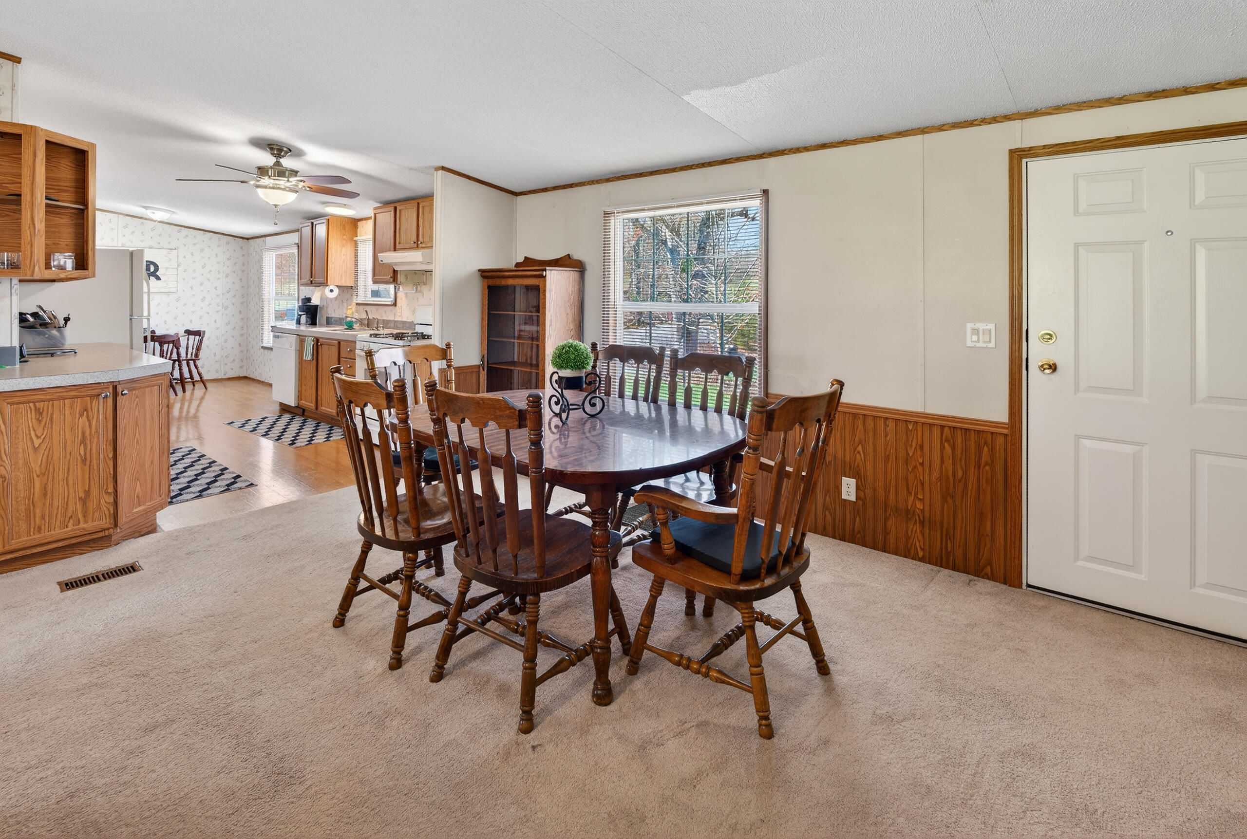2526 Axel Creek Road Property Photo 28