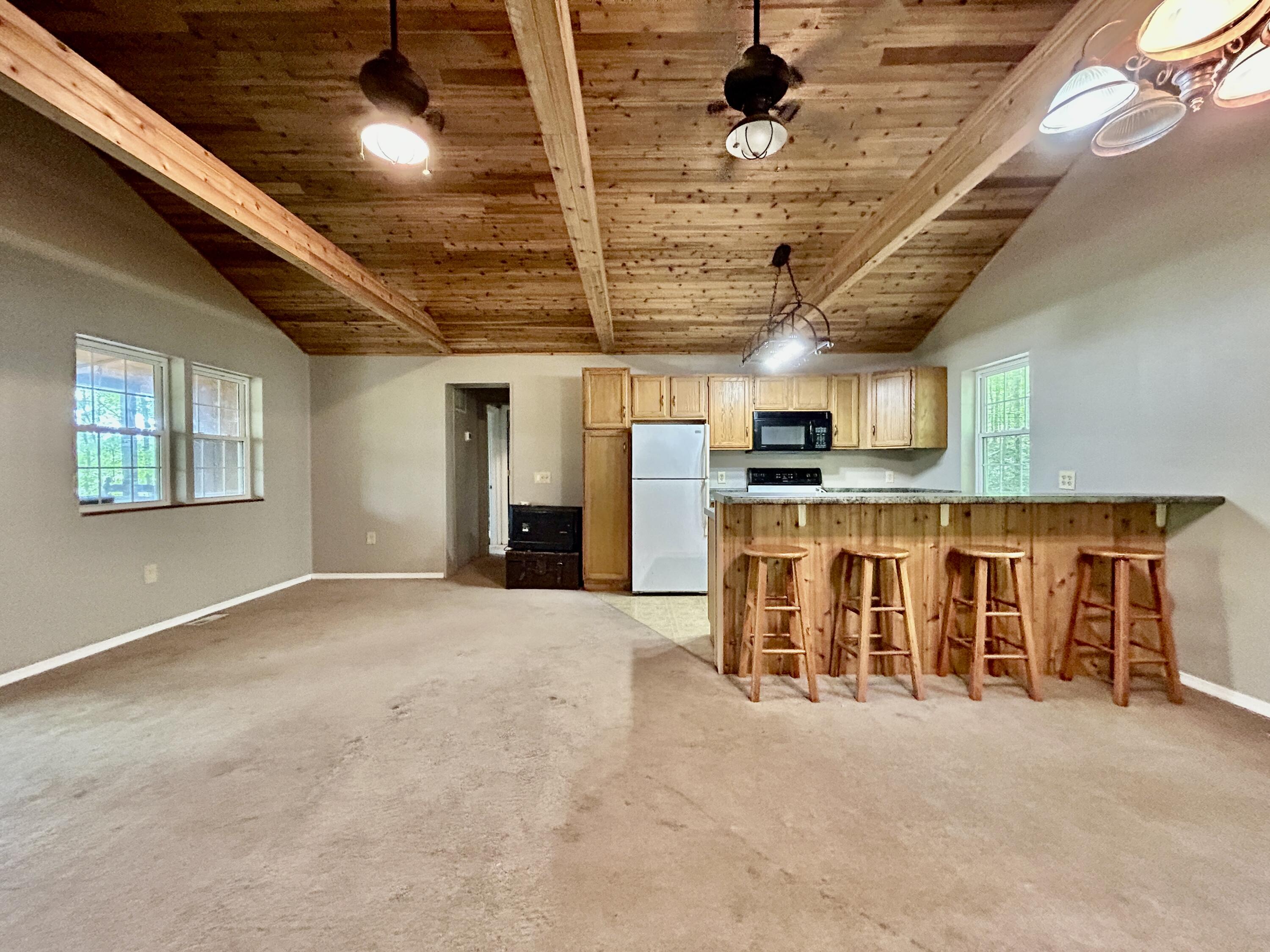 302 Lakeview Avenue Property Photo 15