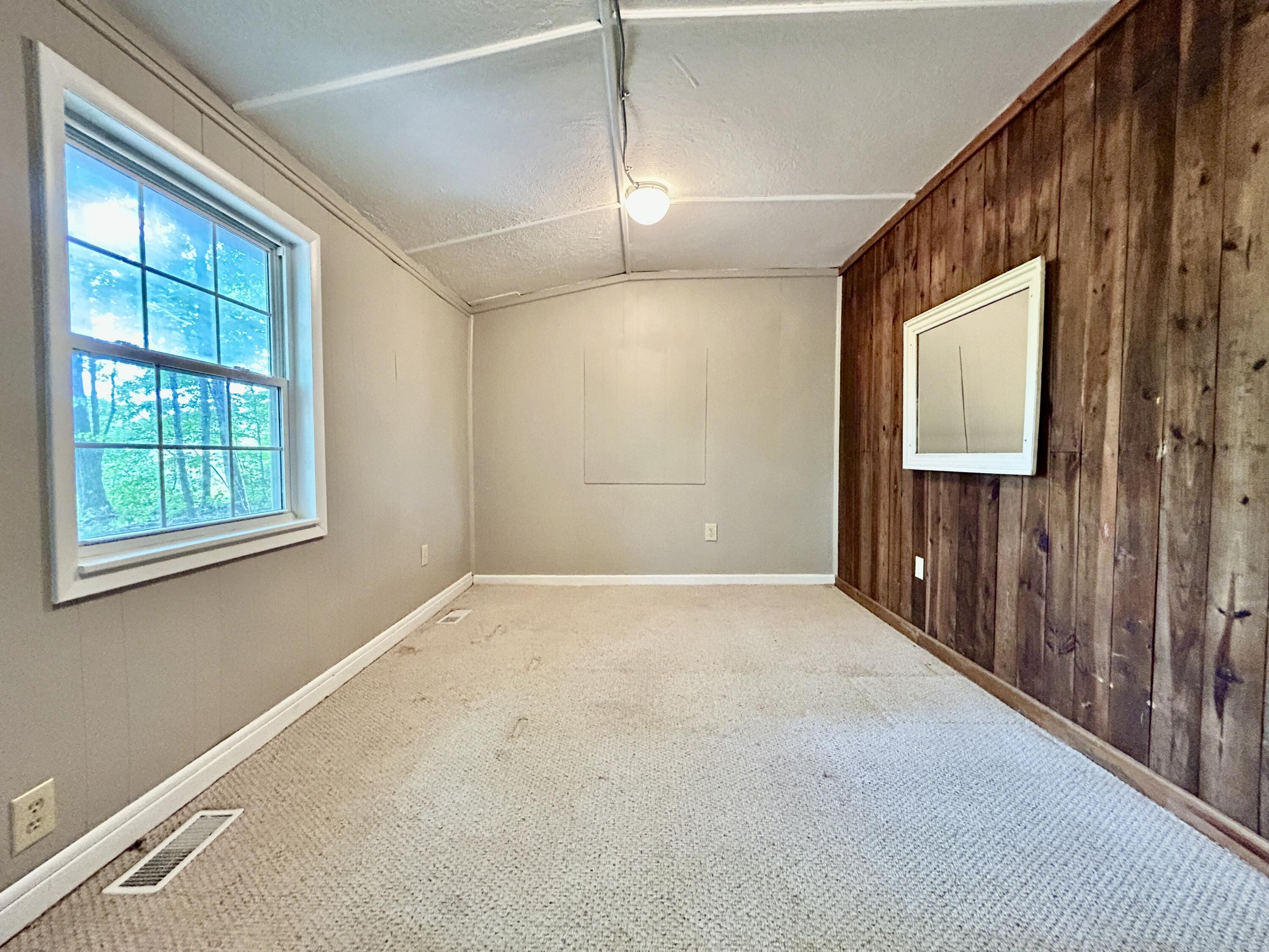 302 Lakeview Avenue Property Photo 20