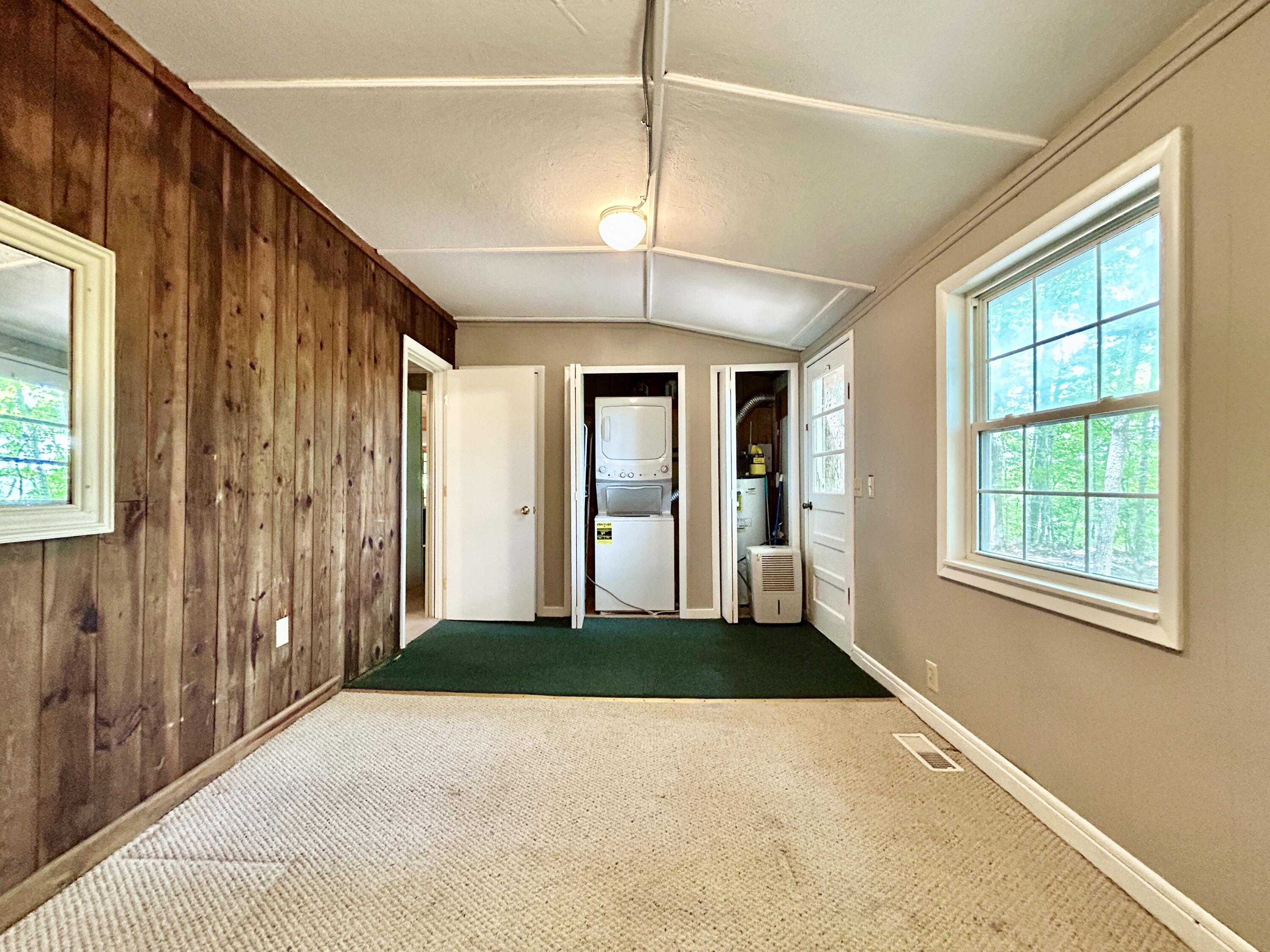 302 Lakeview Avenue Property Photo 21