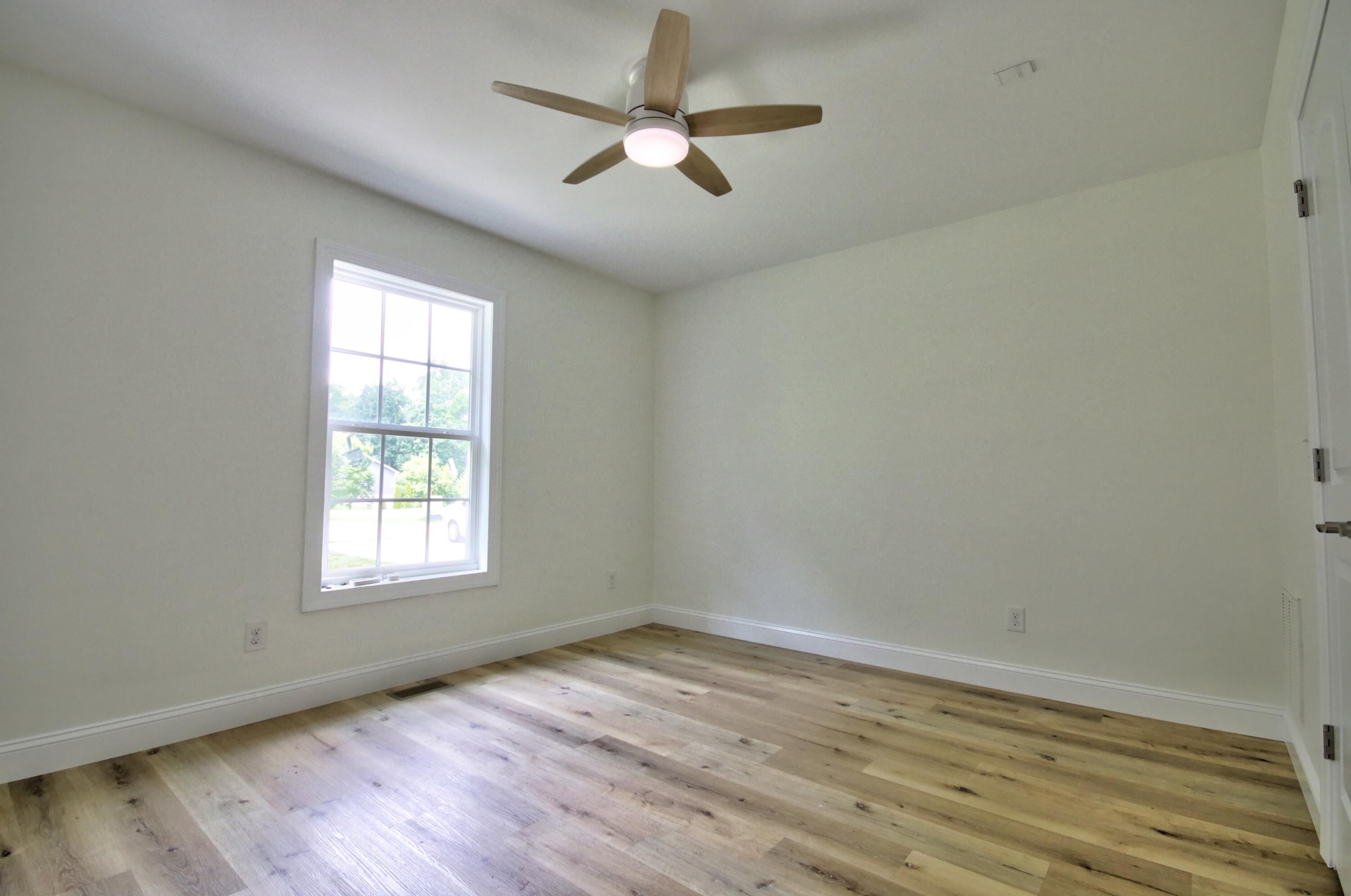 422 Scarlet Oak Drive Property Photo 16