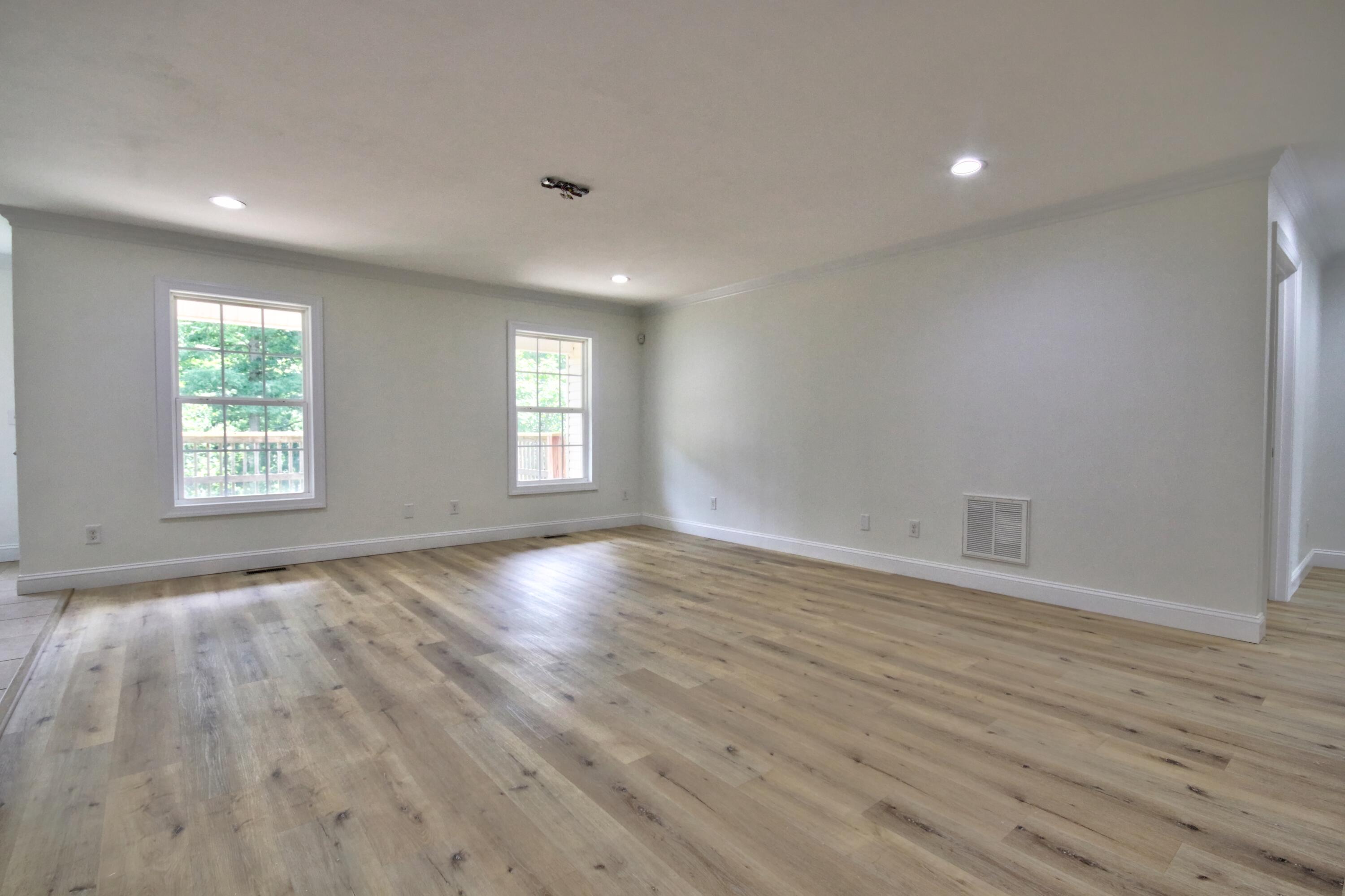 422 Scarlet Oak Drive Property Photo 28