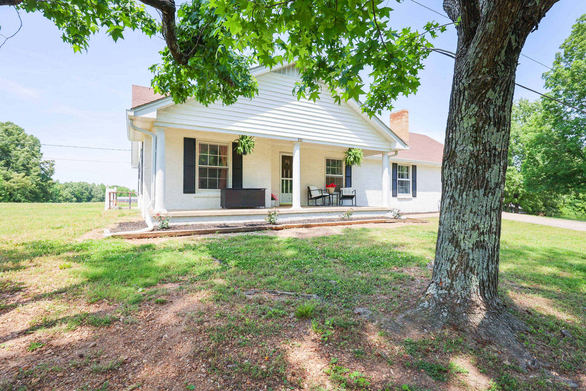 1763 Dogtown Road Property Photo 2
