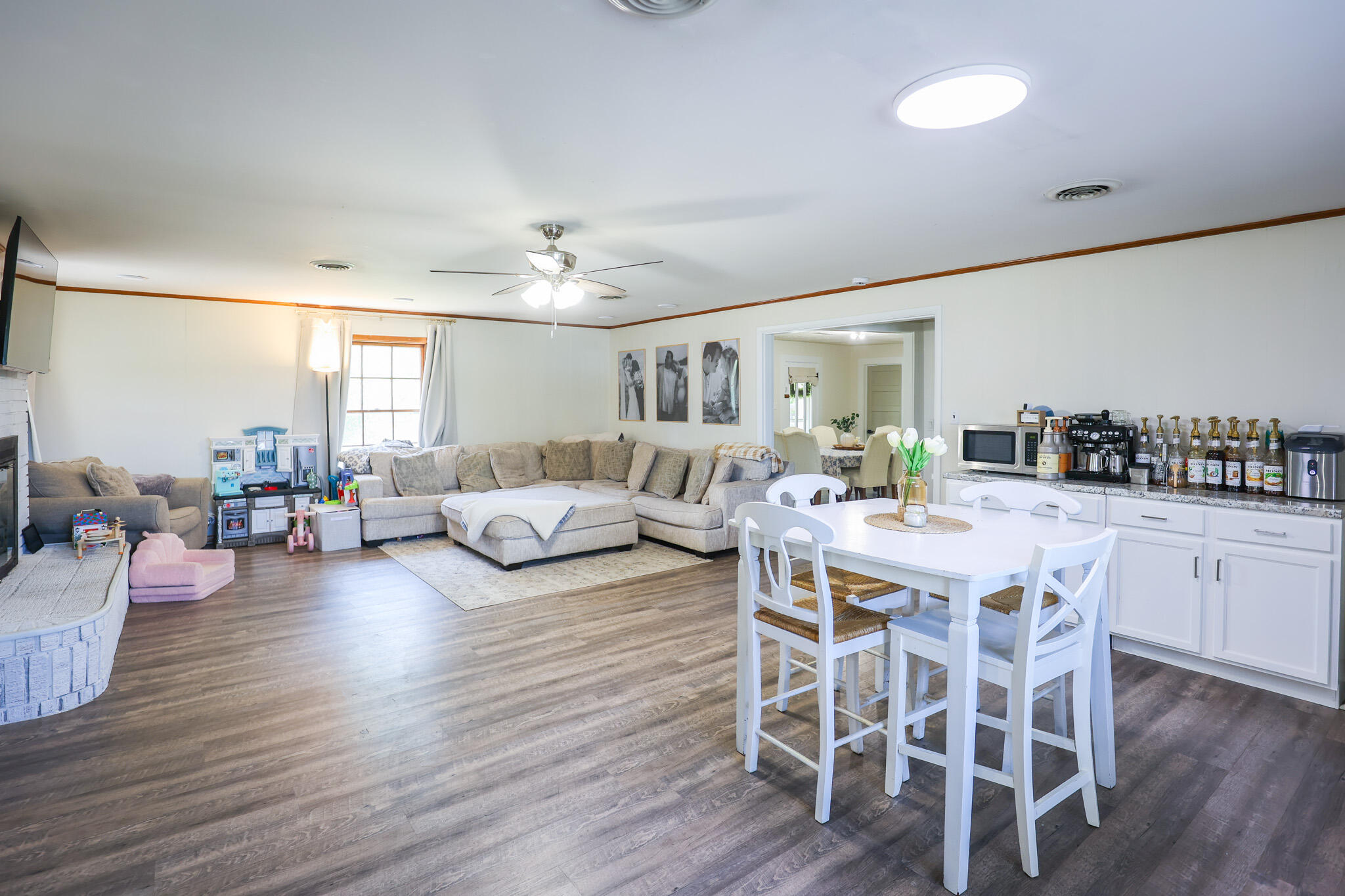 1763 Dogtown Road Property Photo 10