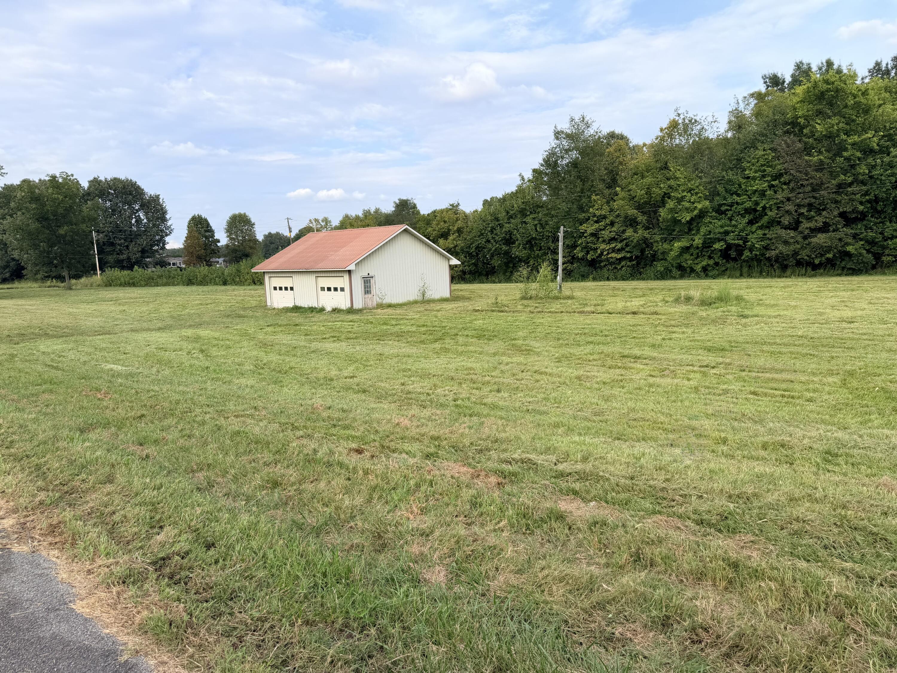 505 5th Street Property Photo 2
