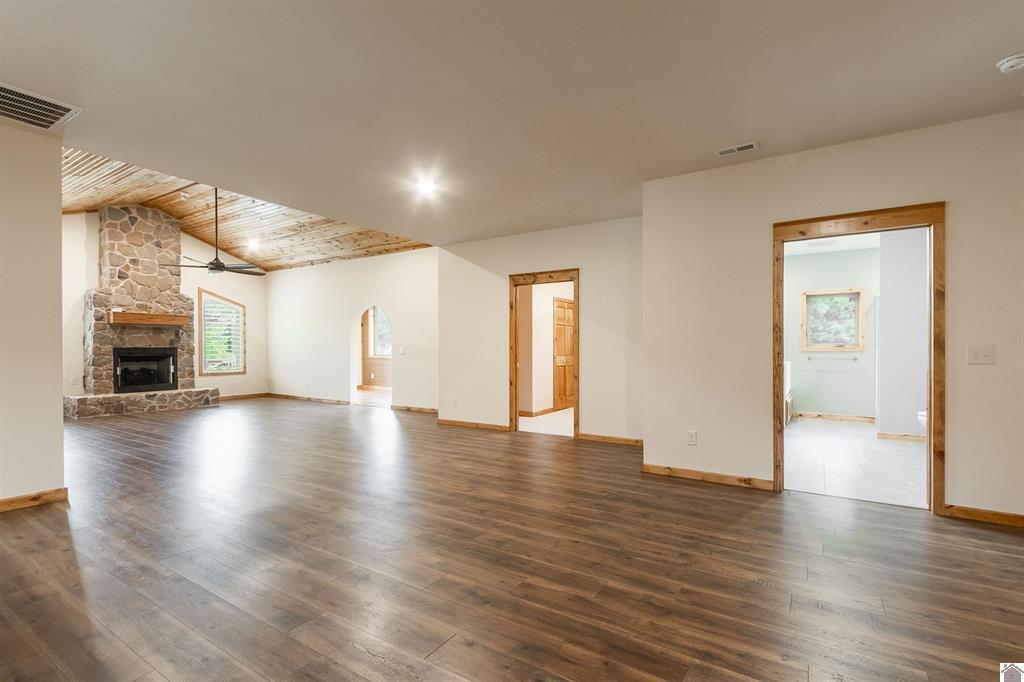 1430 Spence Chapel Road Property Photo 7